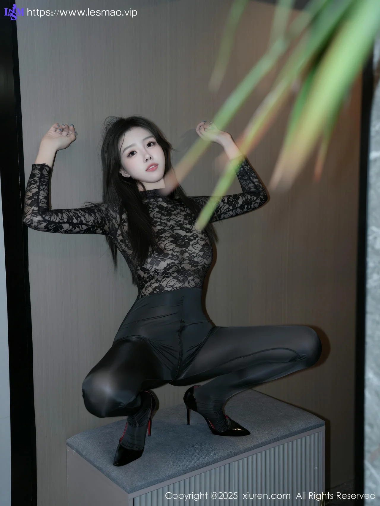 XiuRen 秀人 No.10171 袁圆 黑色蕾丝服饰连体衣 - 35