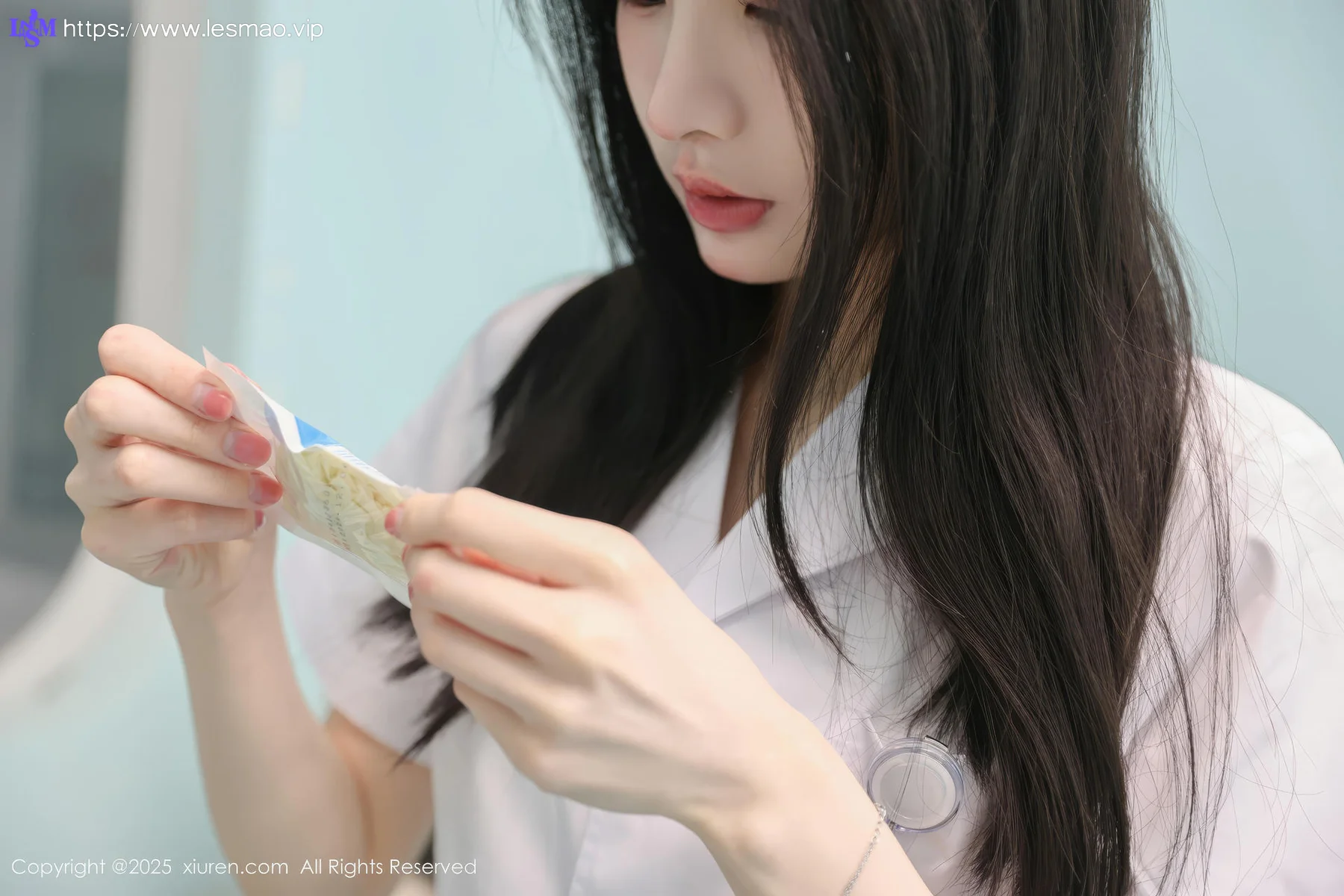 XiuRen 秀人 No.10190 布丁wow 白色护士制服 - 57