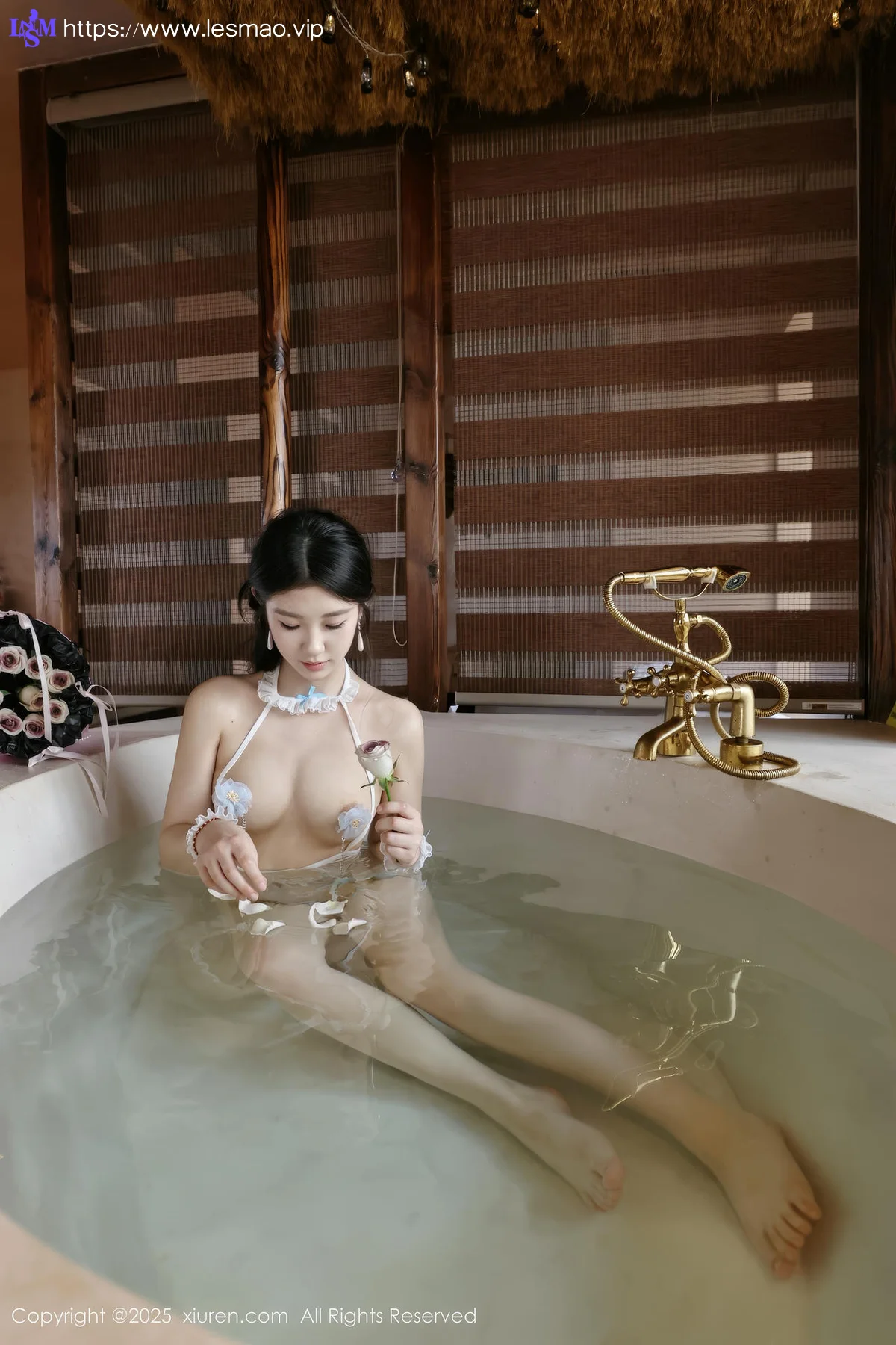 XiuRen 秀人 No.10199 小芭乐 温泉场景拍摄 - 19