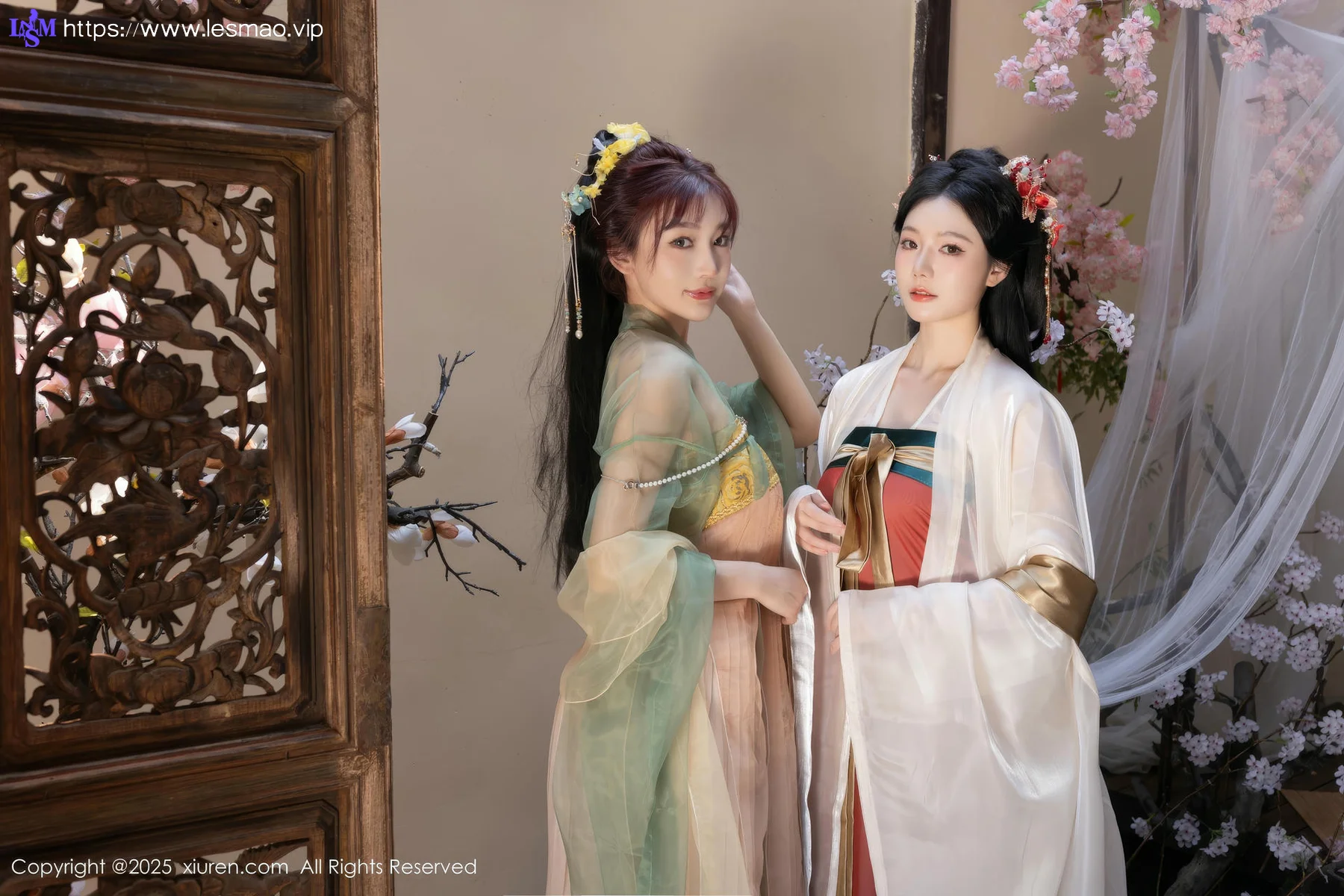 XiuRen 秀人 No.10223 陆萱萱和安然anran 激情互动性感古装 - 14