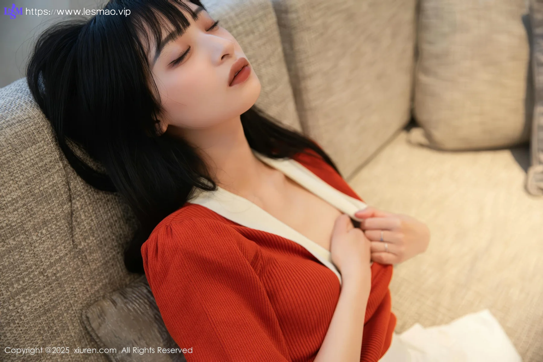 XiuRen 秀人 No.10247 茂木希子 诱人肉色丝袜 - 30
