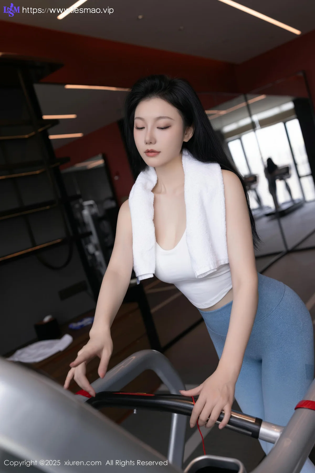 XiuRen 秀人 No.10272 安然anran 蓝白色运动服 - 16