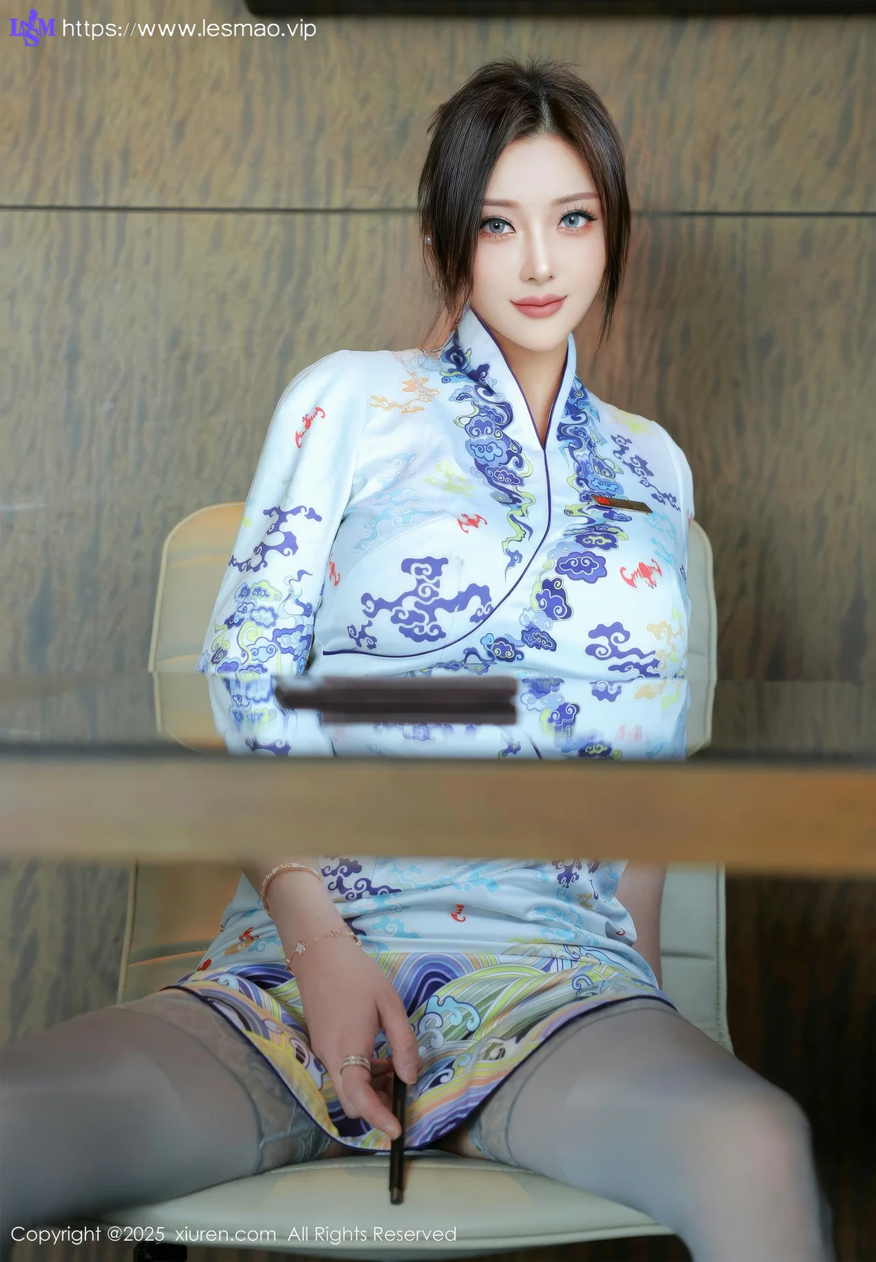 XiuRen 秀人 No.10273 苏一诺 青色旗袍灰色丝袜 - 20