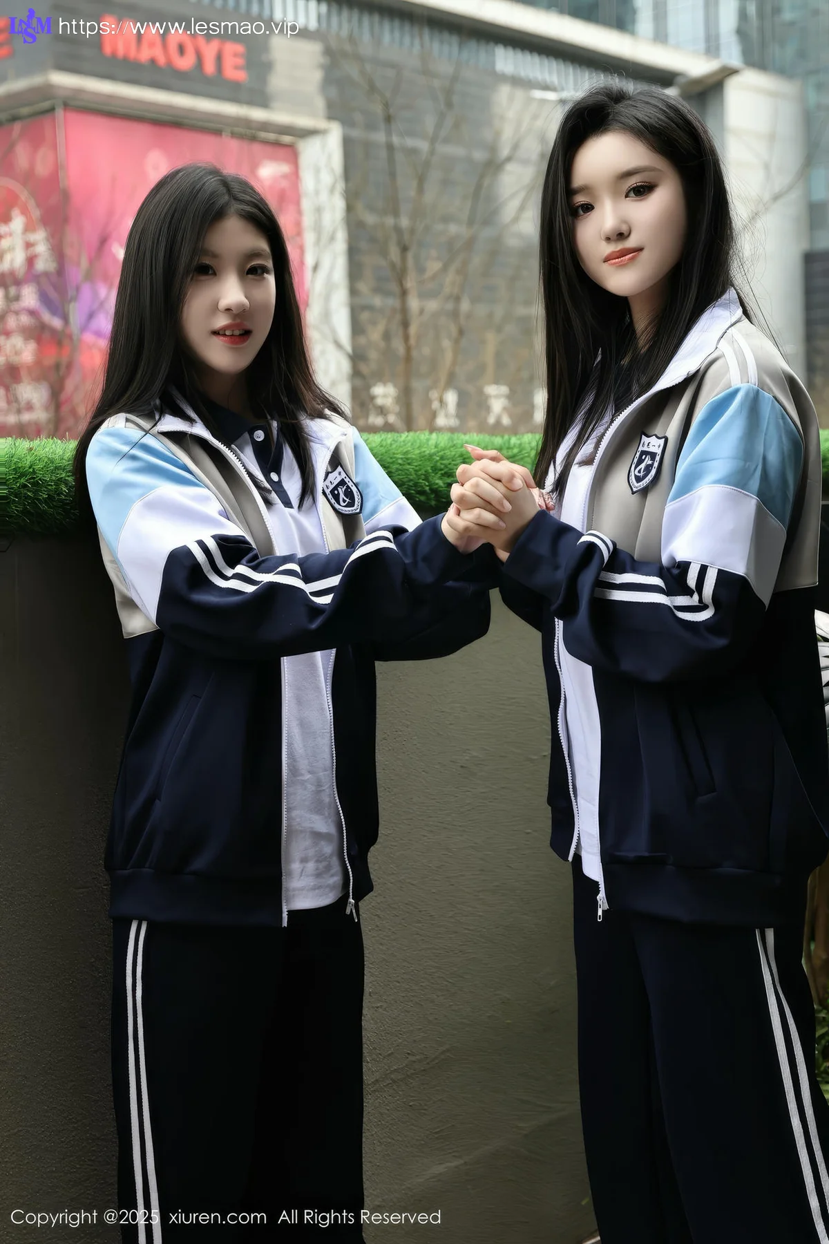XiuRen 秀人 No.10288 小芭乐 两位蓝色校服大美女 - 24