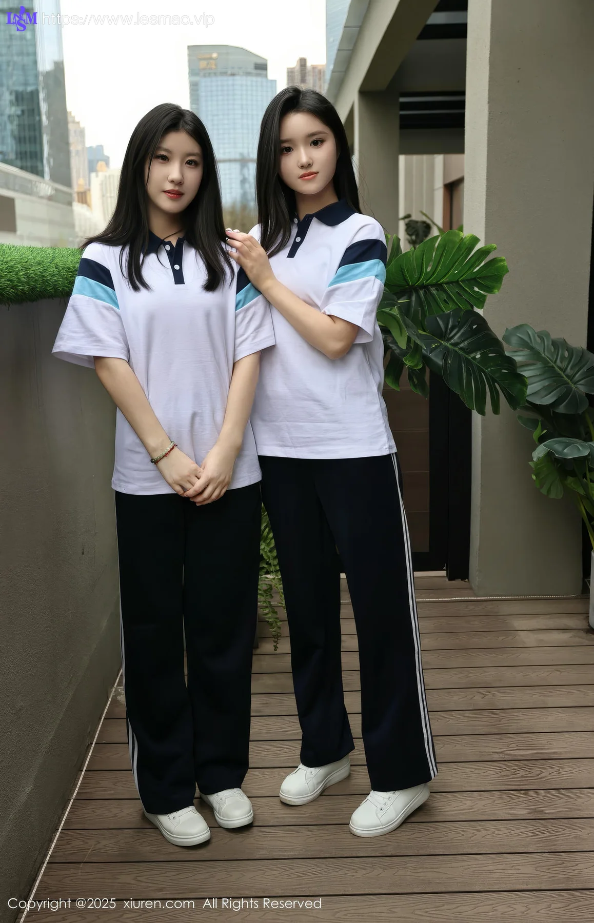 XiuRen 秀人 No.10288 小芭乐 两位蓝色校服大美女 - 25