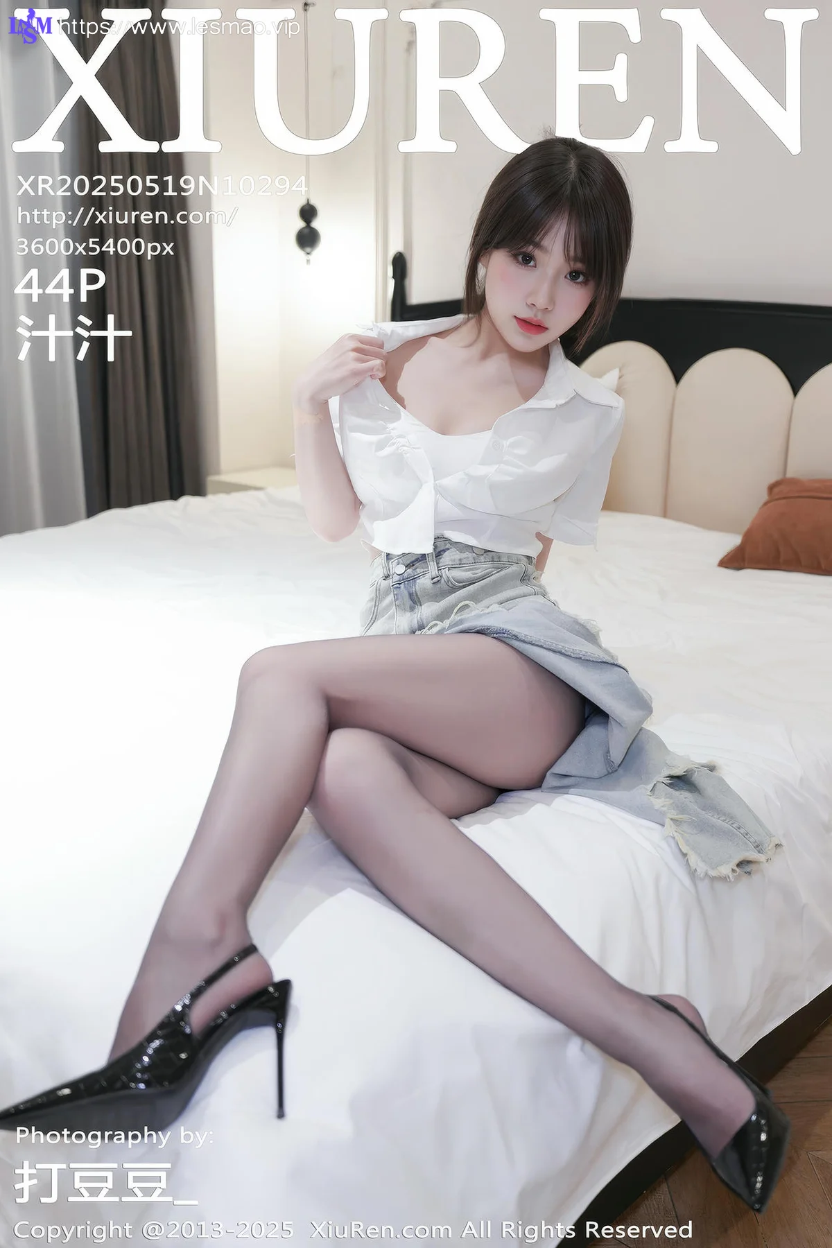 XiuRen 秀人 No.10294 汁汁 白色T恤黑丝 - 45