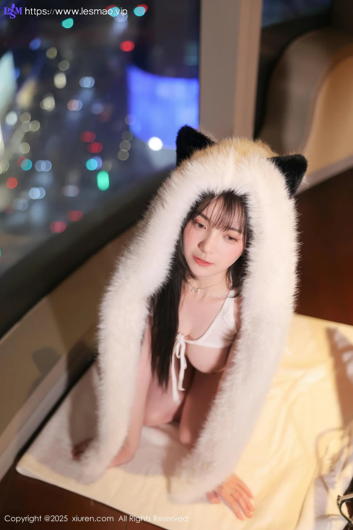 XiuRen 秀人 No.10302 软情 诱人白色丝袜情趣私房 - 34
