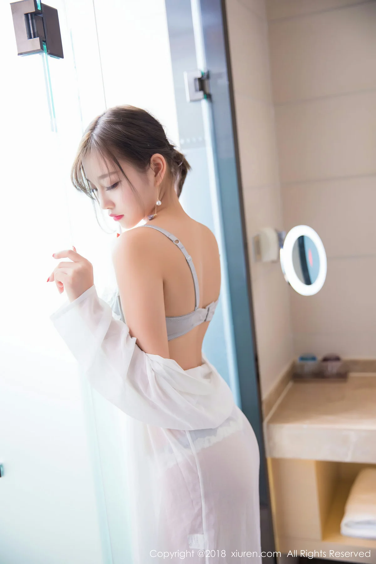 XiuRen 秀人 No.1033 兔女郎杨晨晨sugar 湿身短发美女 - 36