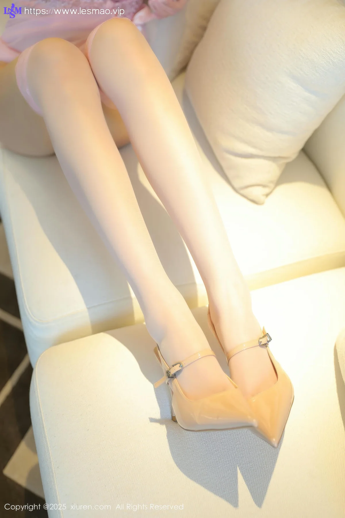 XiuRen 秀人 No.10368 小肉肉咪 白色情趣服饰 - 25