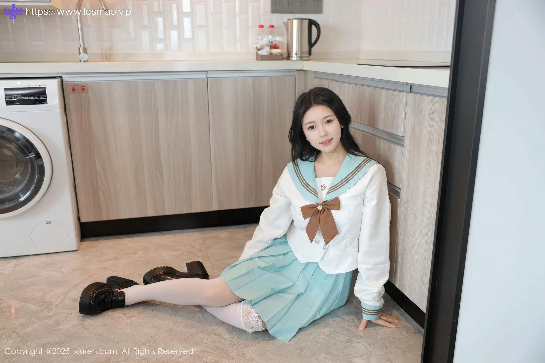 XiuRen 秀人 No.10379 林嘉馨 jk短裙清纯美女 - 24