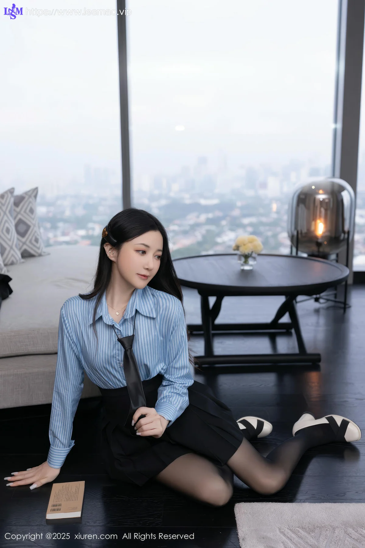 XiuRen 秀人 No.10412 鱼子酱Fish 黑色短裙婀娜动人身段 - 23