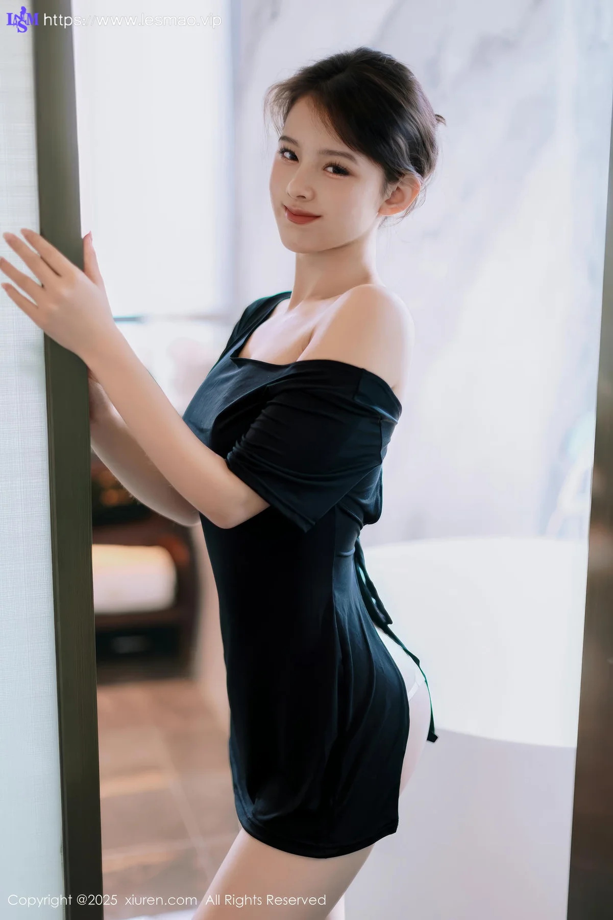 XiuRen 秀人 No.10426 小橘子orange 爆乳美胸连衣短裙 - 11