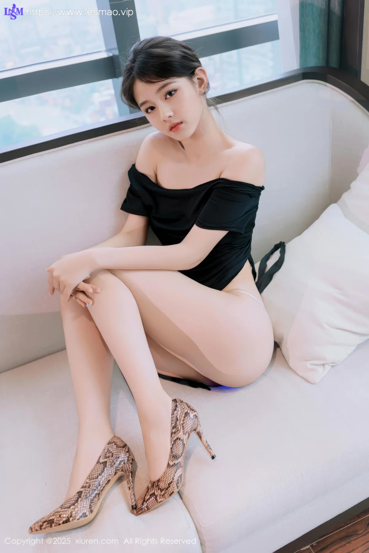 XiuRen 秀人 No.10426 小橘子orange 爆乳美胸连衣短裙 - 61
