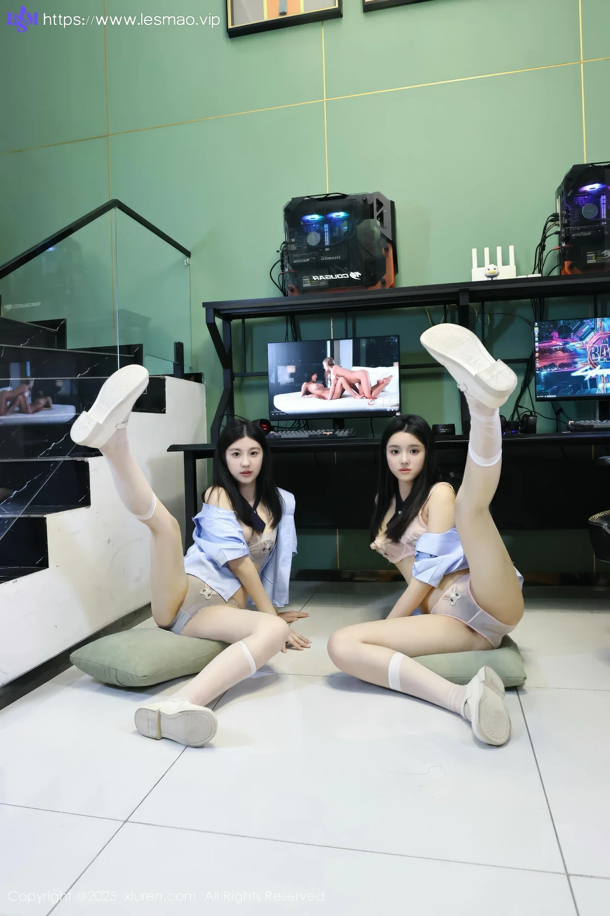XiuRen 秀人 No.10443 小芭乐 两位少女激情互动 - 44
