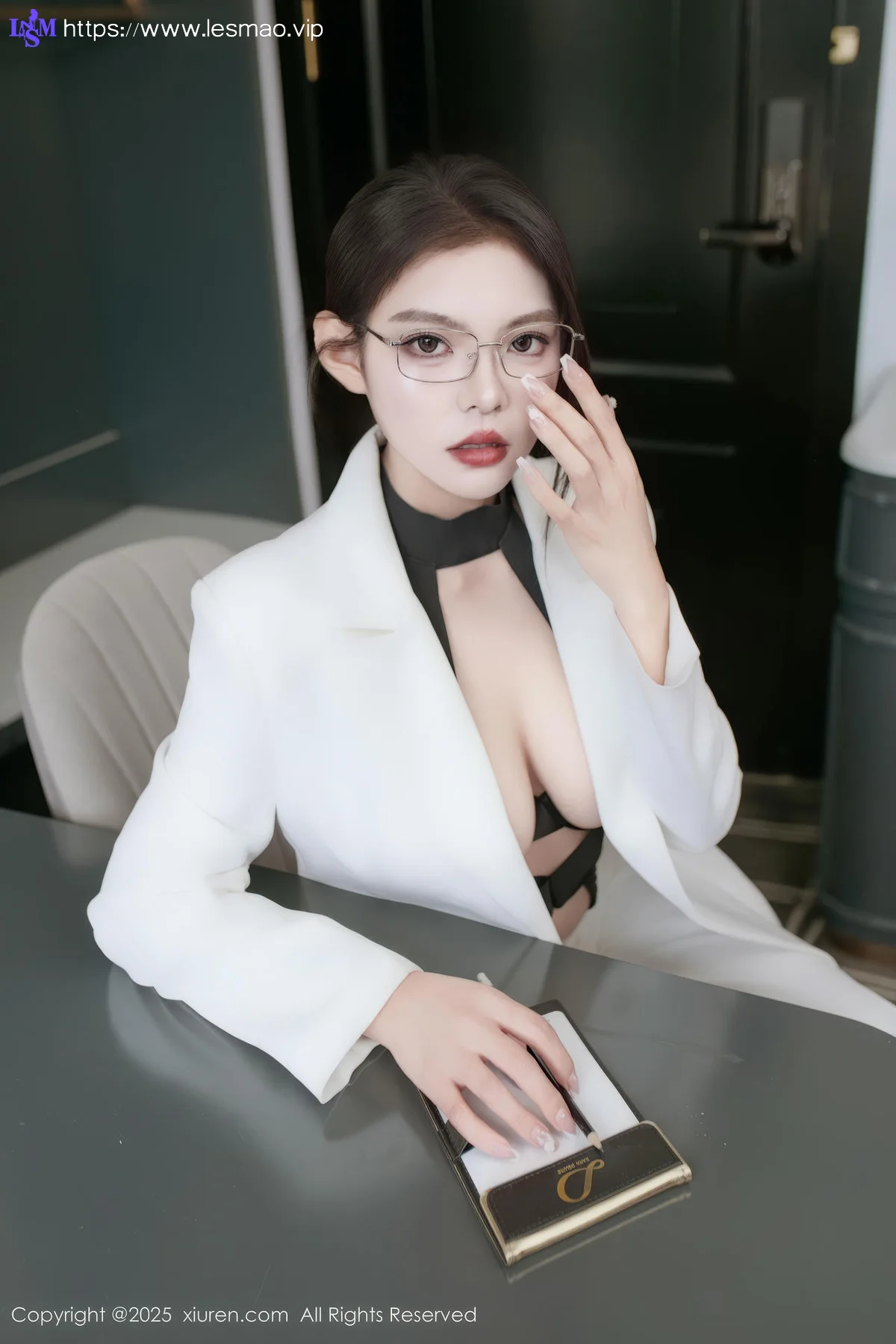 XiuRen 秀人 No.10464 冬安 白色衣西服套装ol - 7