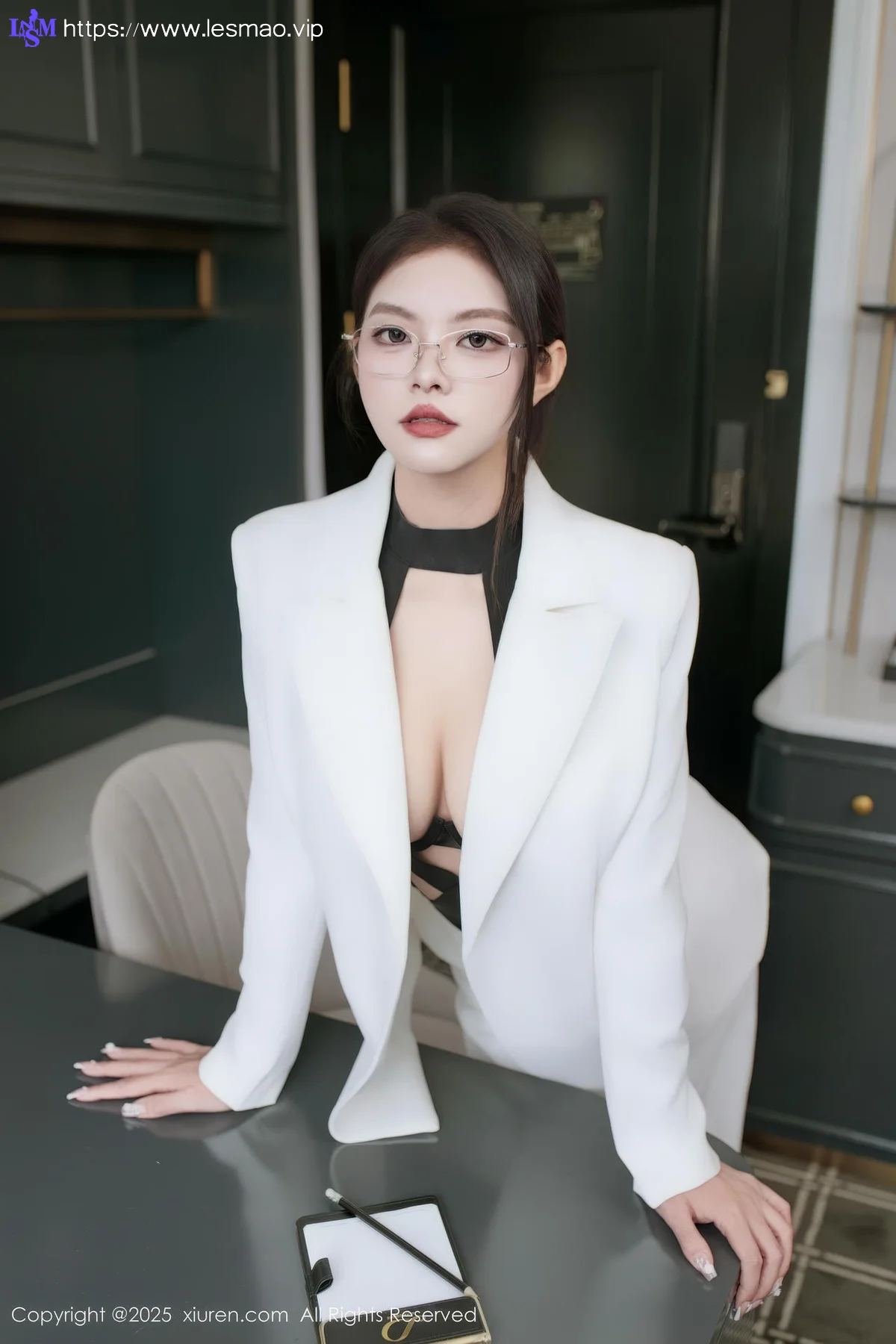 XiuRen 秀人 No.10464 冬安 白色衣西服套装ol - 14