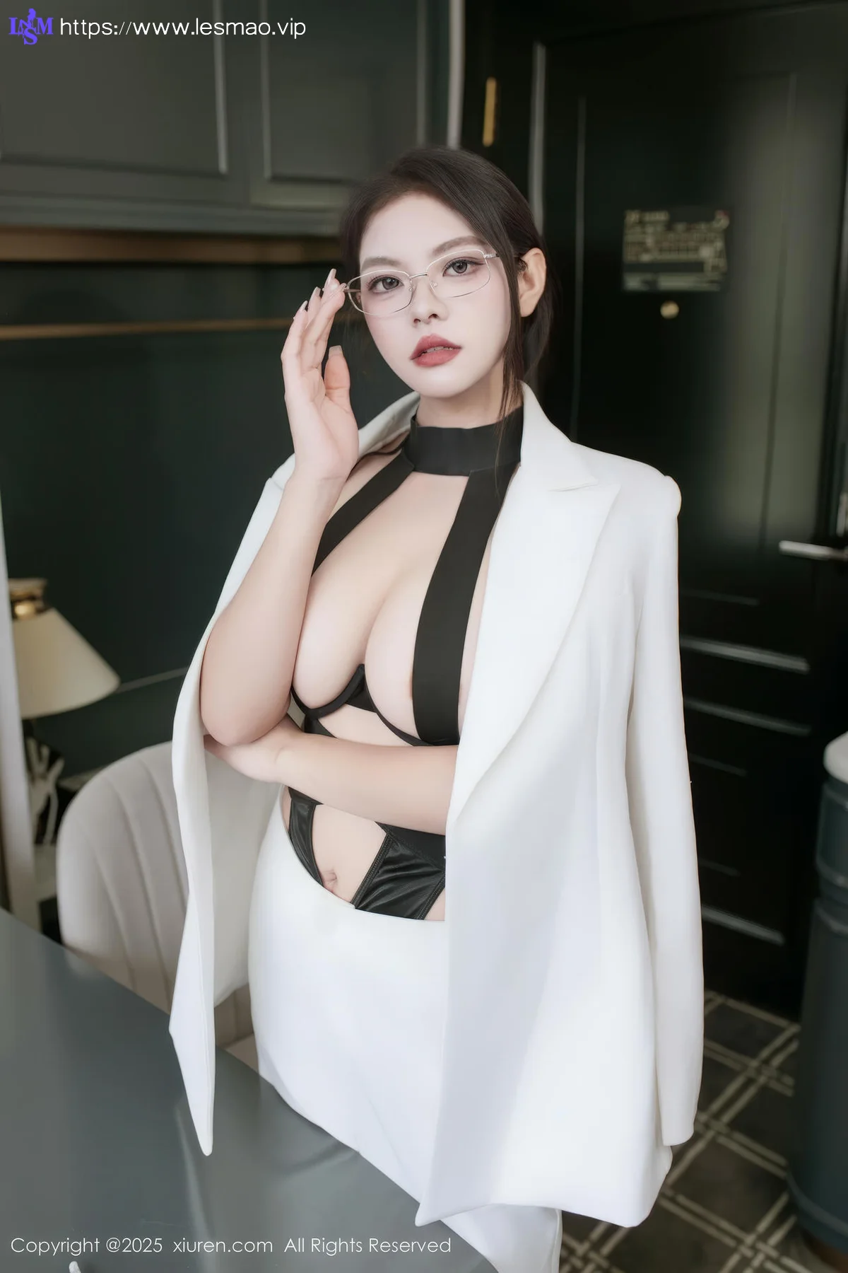 XiuRen 秀人 No.10464 冬安 白色衣西服套装ol - 16