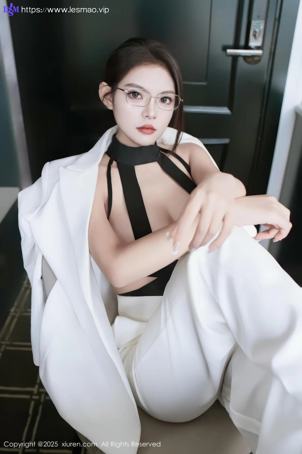 XiuRen 秀人 No.10464 冬安 白色衣西服套装ol - 23