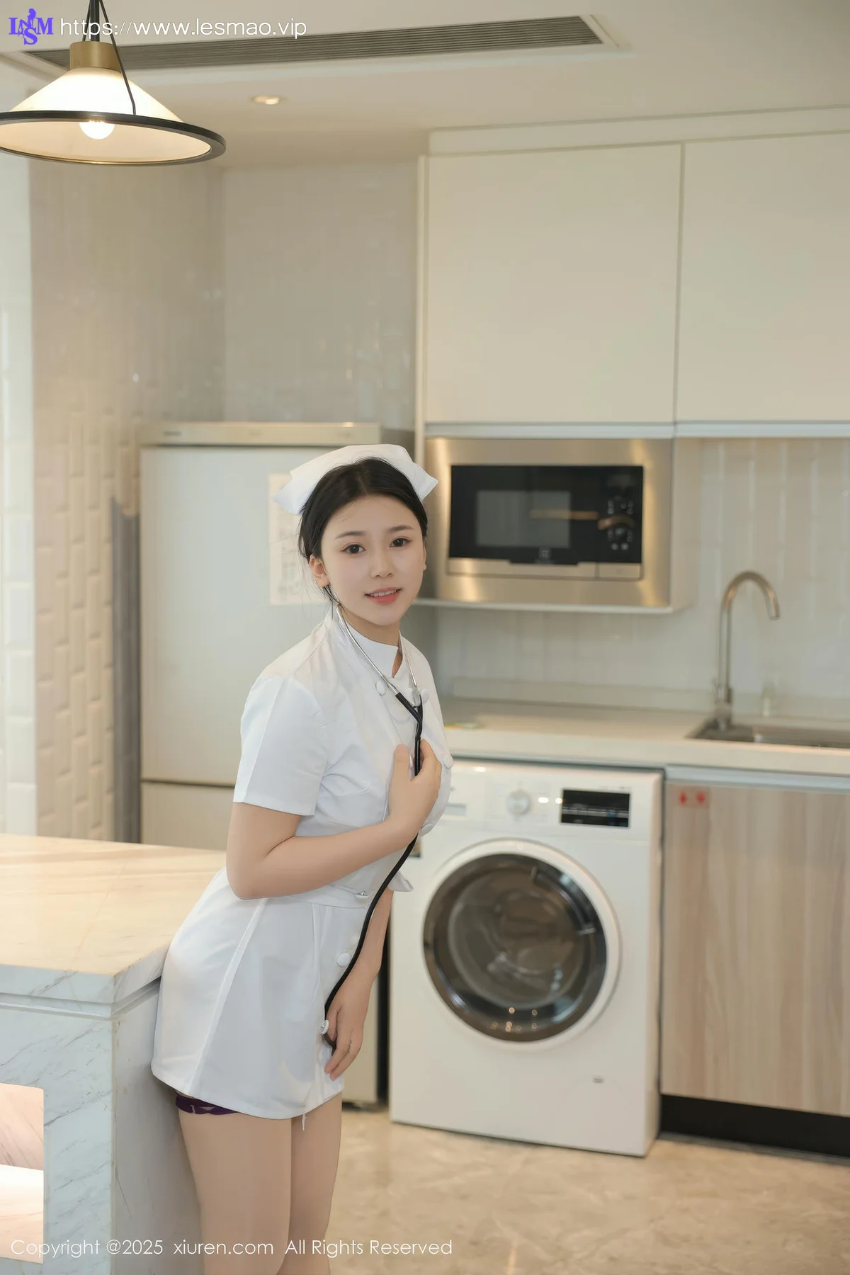 XiuRen 秀人 No.10465 林嘉馨 白色护士制服 - 12