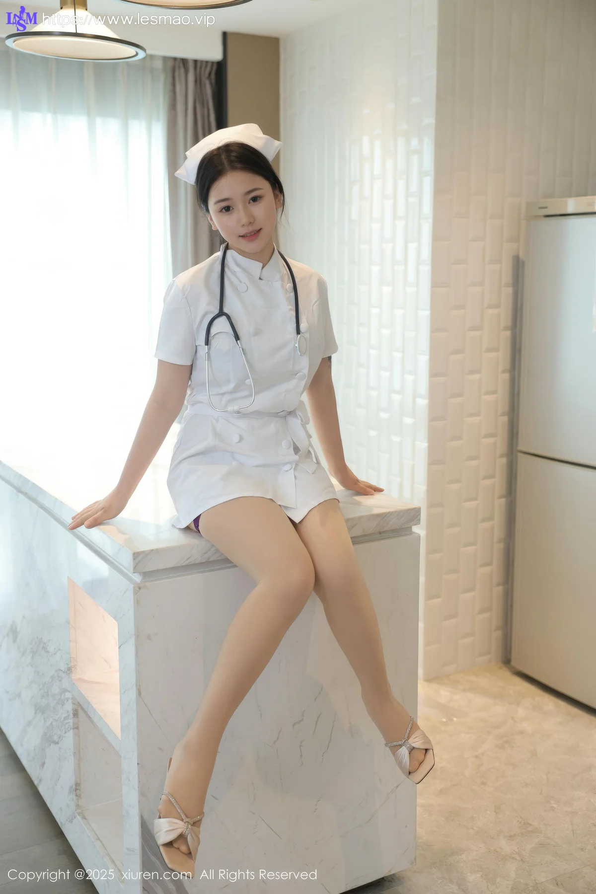 XiuRen 秀人 No.10465 林嘉馨 白色护士制服 - 24
