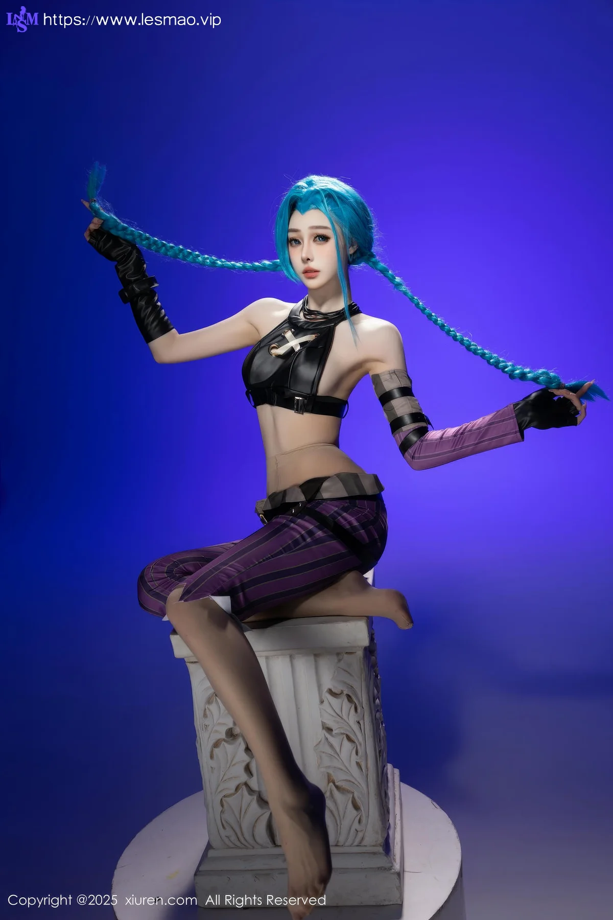 XiuRen 秀人 No.10479 小逗逗 性感Cosplay装扮肉色丝袜 - 12