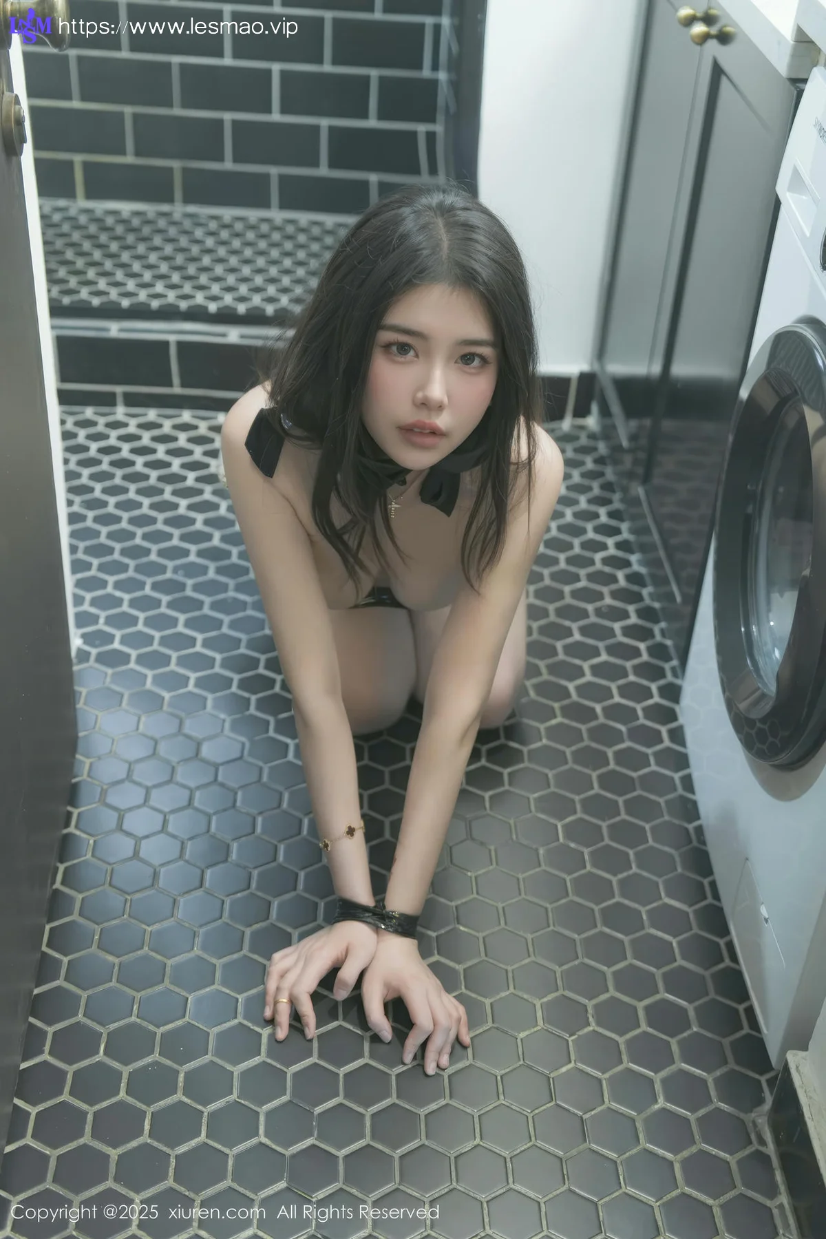 XiuRen 秀人 No.10489 林若凡F 白色蕾丝内衣 - 44