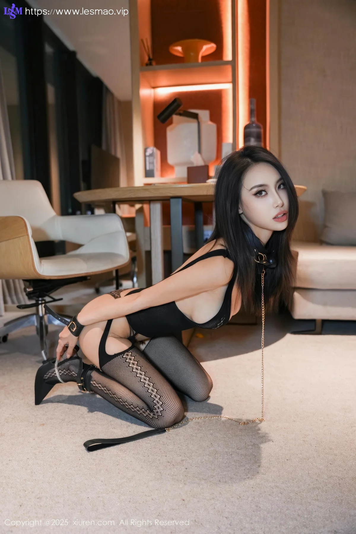 XiuRen 秀人 No.10494 lingyu69 豹纹内衣黑色网袜 - 11