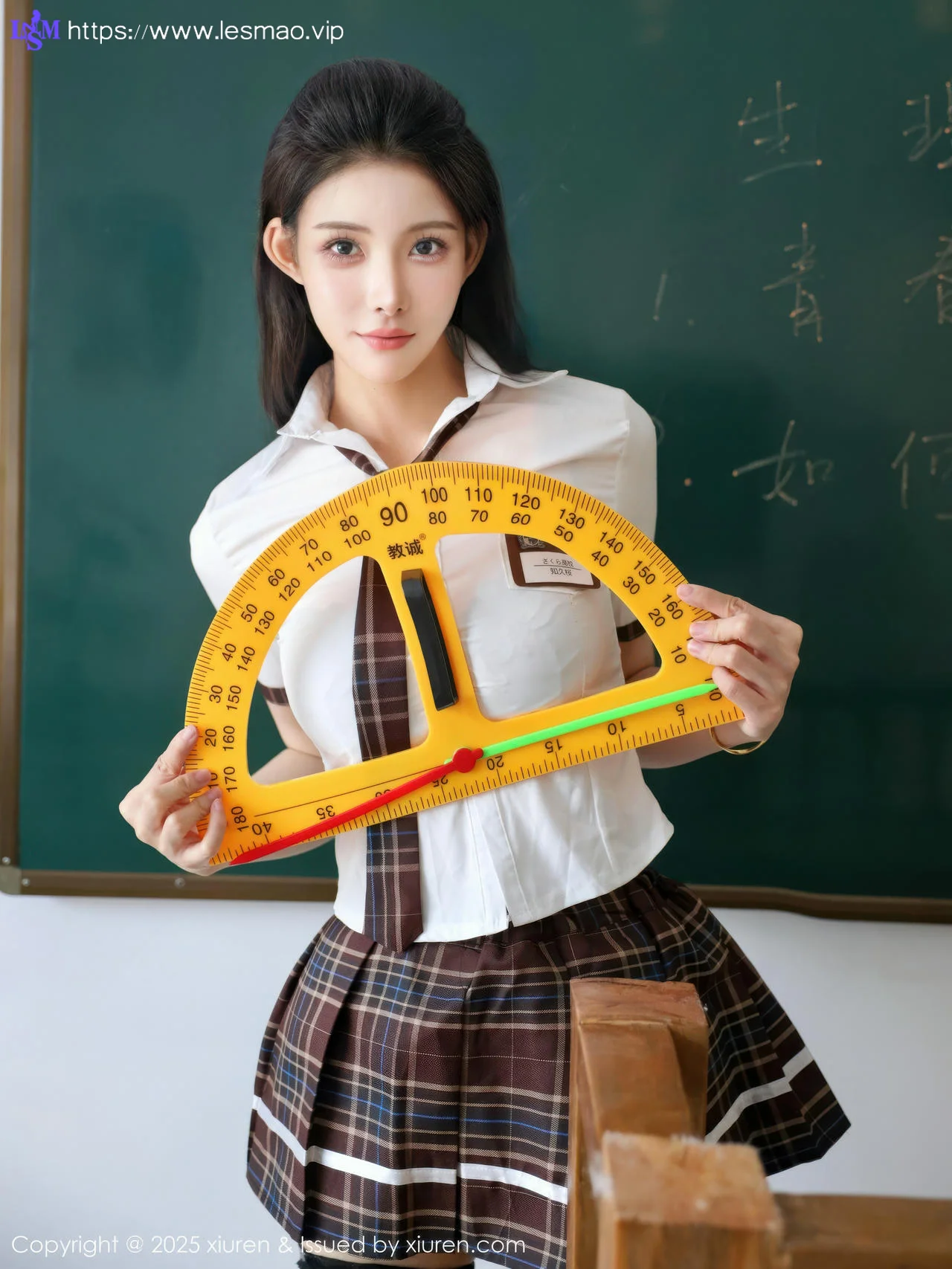 XiuRen 秀人 No.10512 梨霜儿 性感学妹制服 - 34