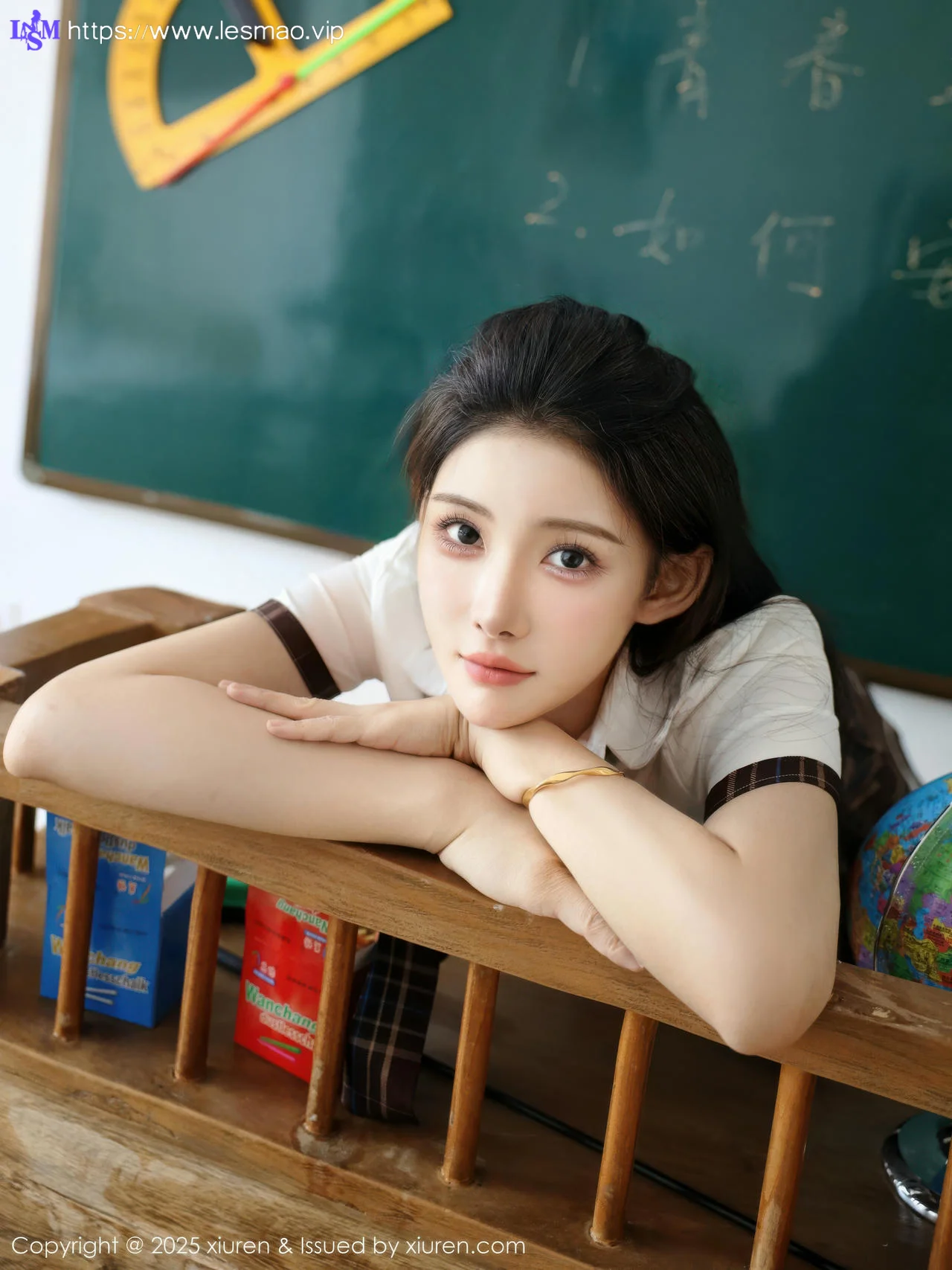 XiuRen 秀人 No.10512 梨霜儿 性感学妹制服 - 46