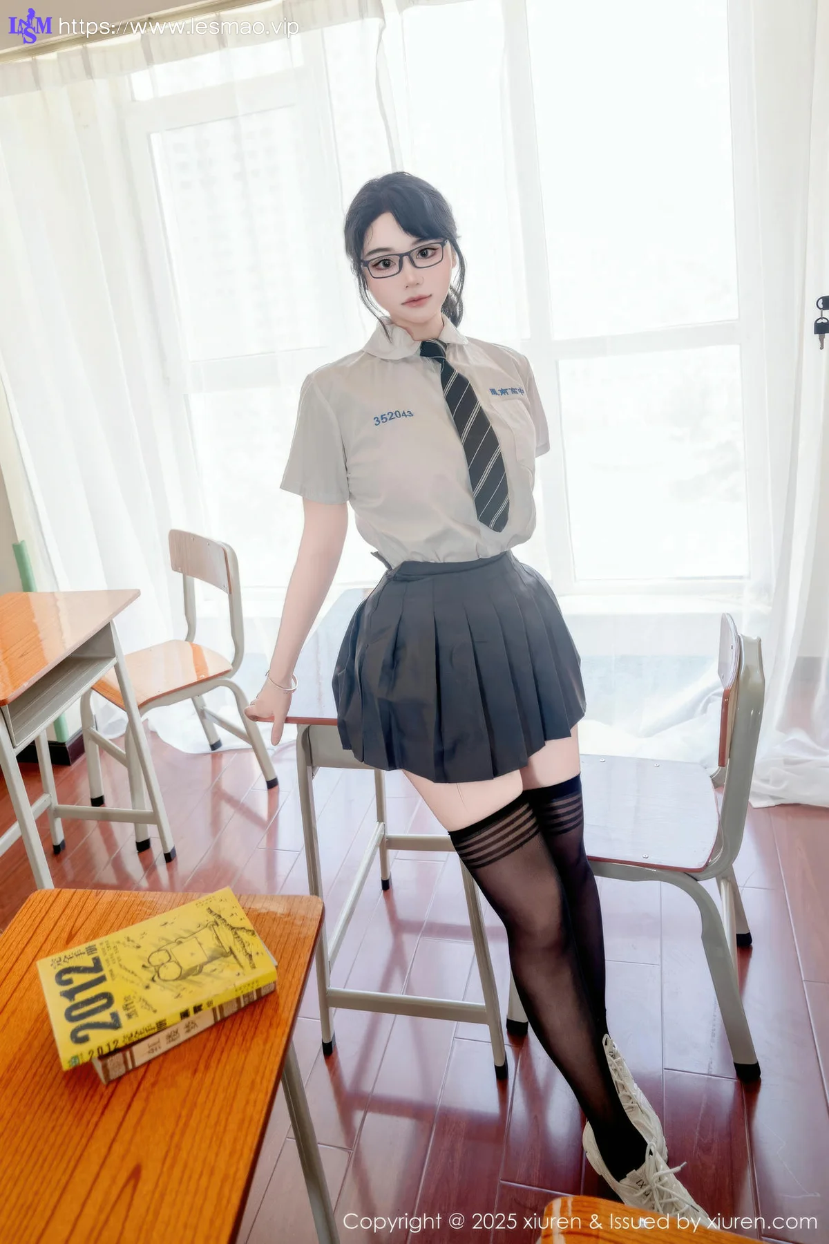 XiuRen 秀人 No.10530 汐汐爱吃草莓 新学校新生活 - 8