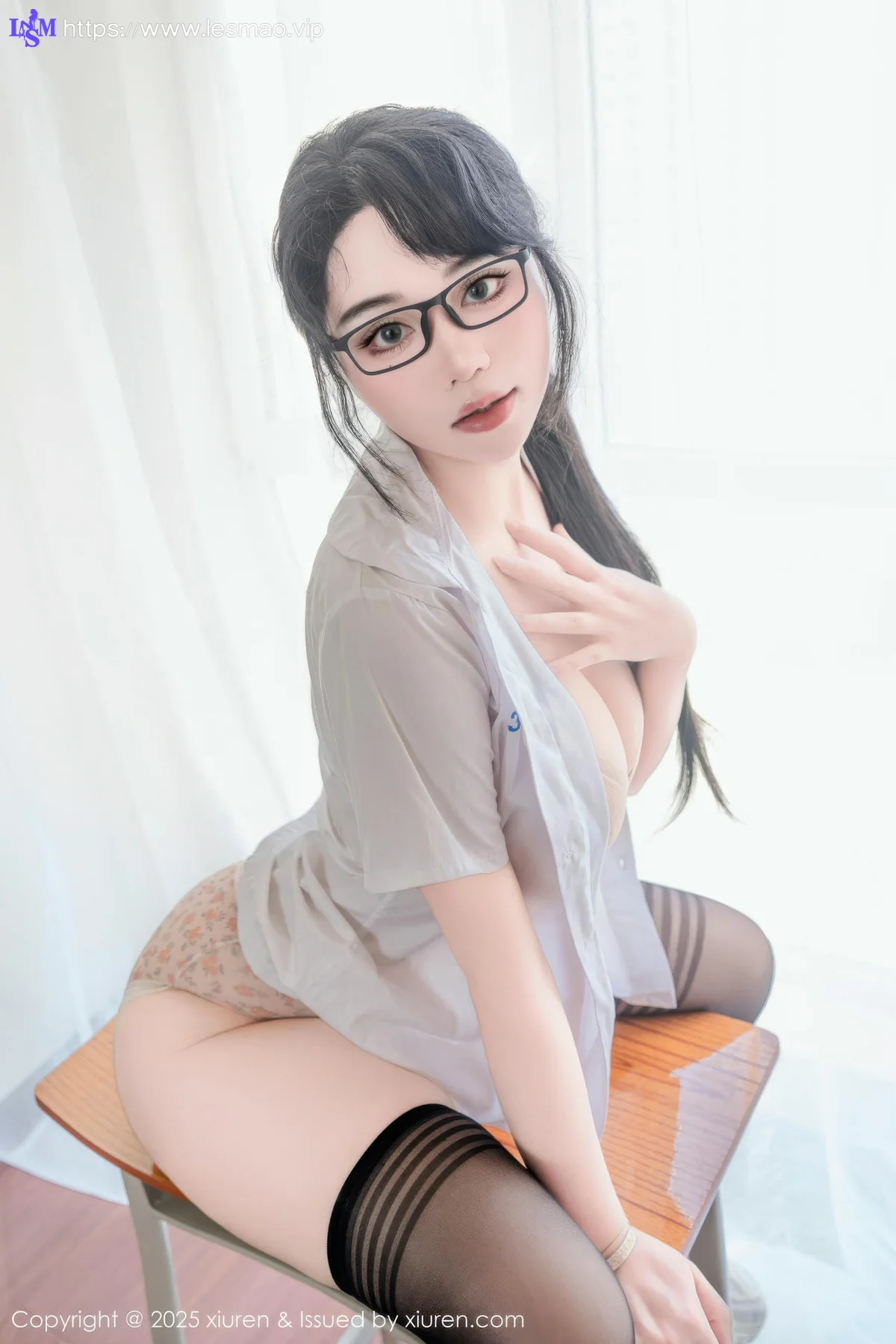 XiuRen 秀人 No.10530 汐汐爱吃草莓 新学校新生活 - 43