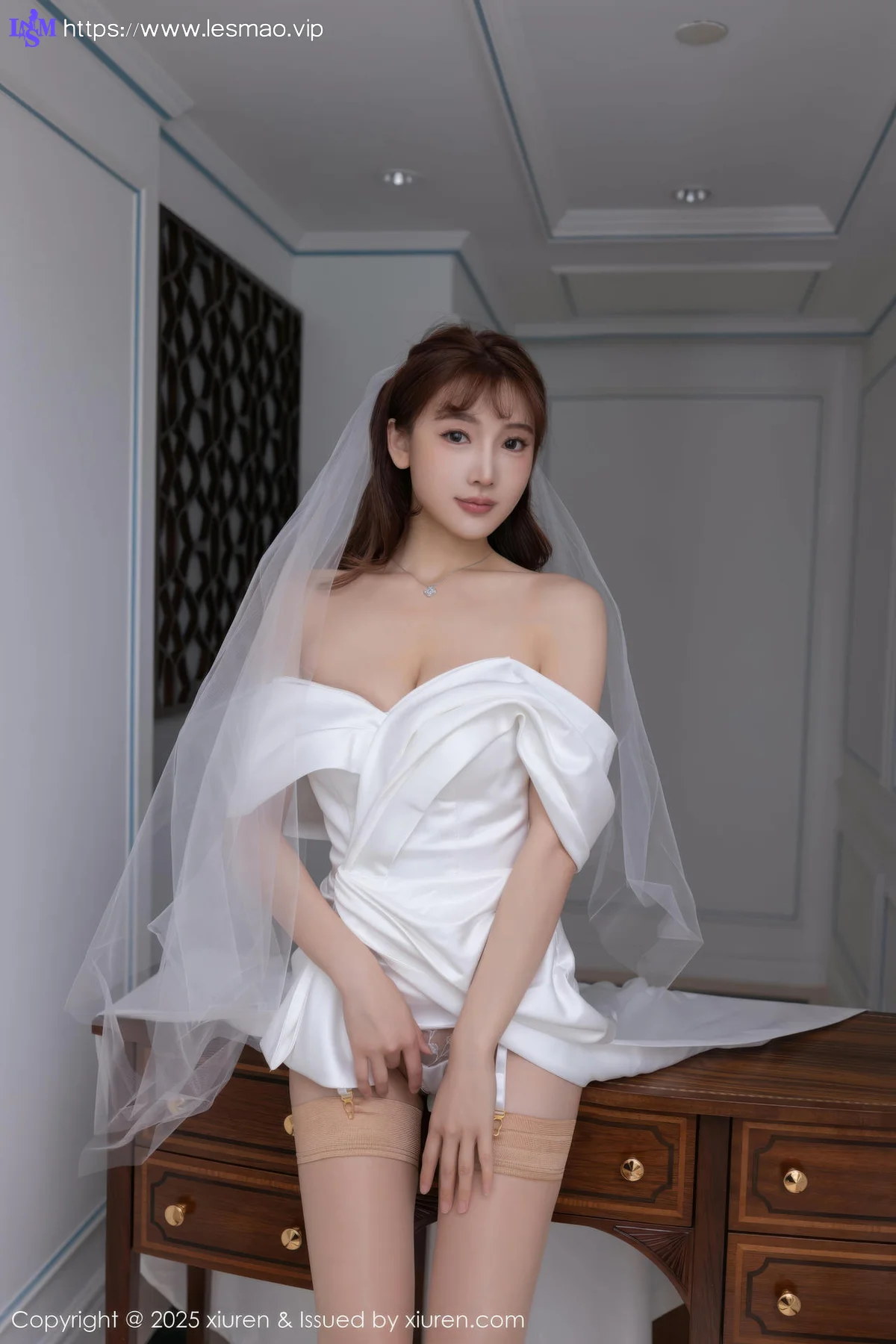 XiuRen 秀人 No.10535 陆萱萱 白色蕾丝情趣婚纱 - 24