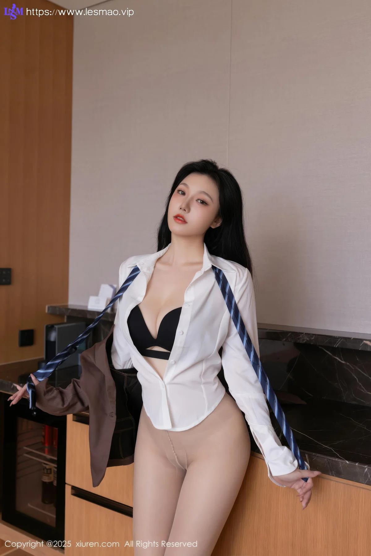 XiuRen 秀人 No.10571 安然anran 诱人肉色丝袜 - 51