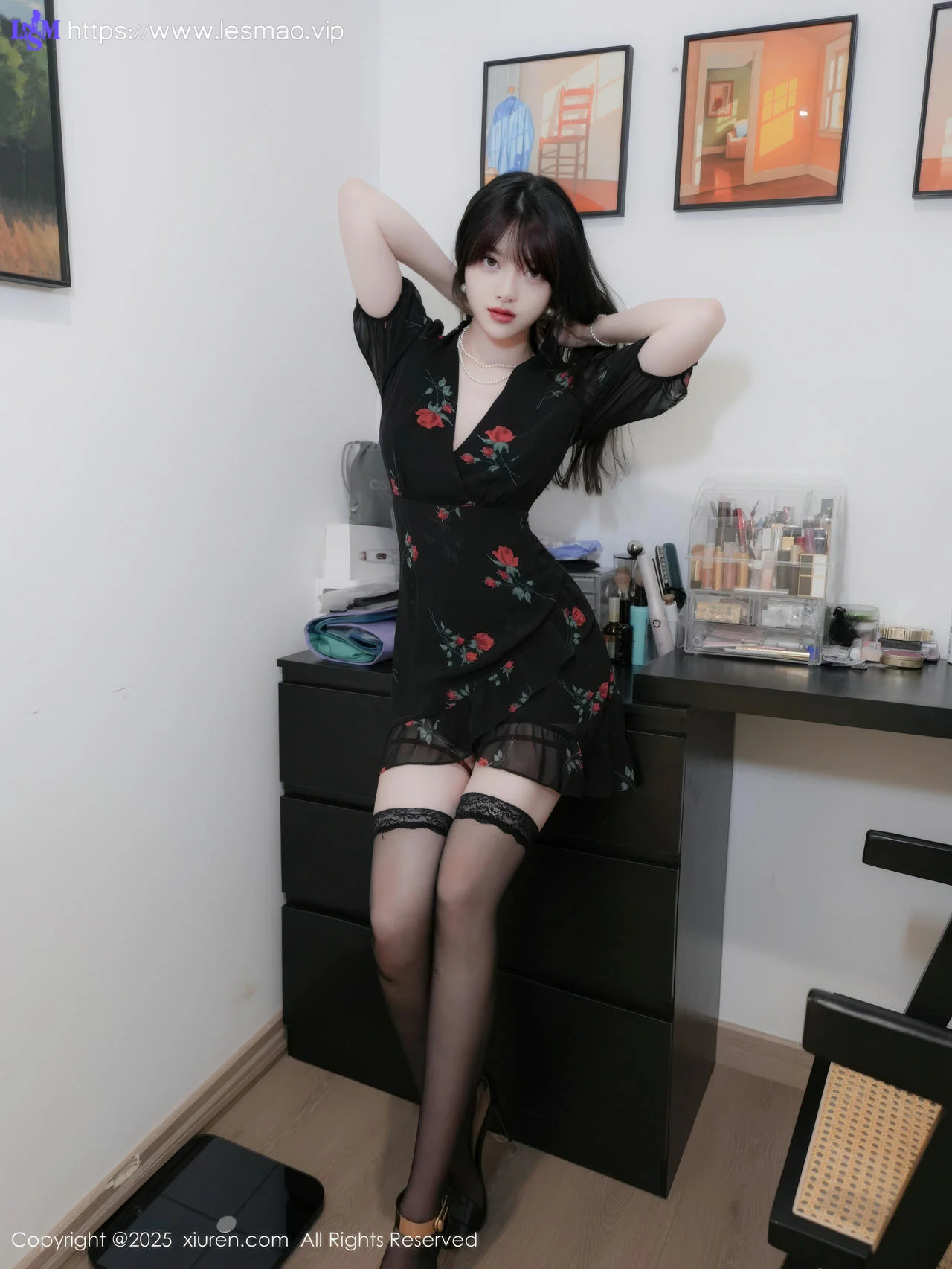 XiuRen 秀人 No.10586 白露lulu 玫瑰黑裙魅惑黑丝 - 30