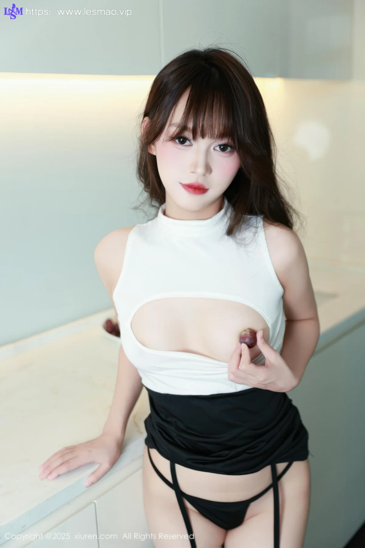 XiuRen 秀人 No.10590 糯咪 诱人肉色丝袜 - 30