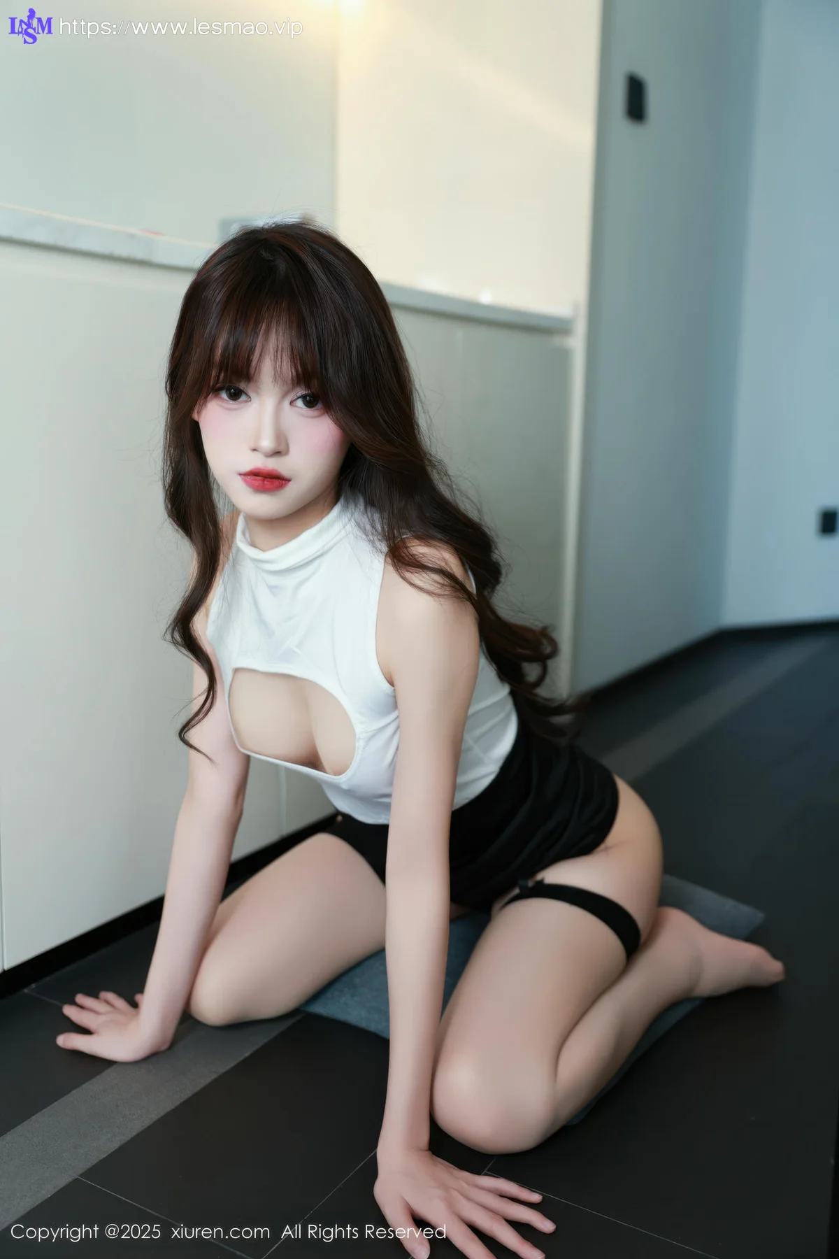XiuRen 秀人 No.10590 糯咪 诱人肉色丝袜 - 56