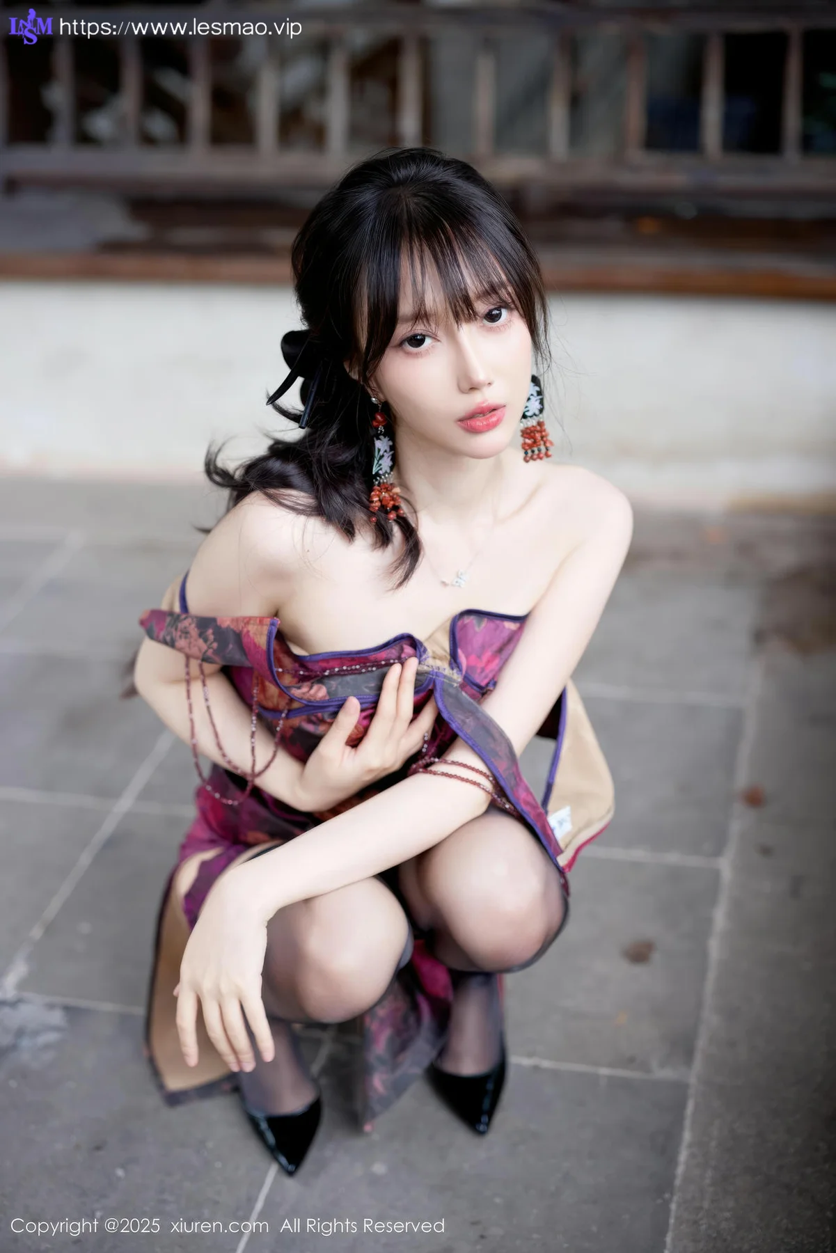 XiuRen 秀人 No.10593 玥儿玥er 紫色旗袍街拍高跟 - 50
