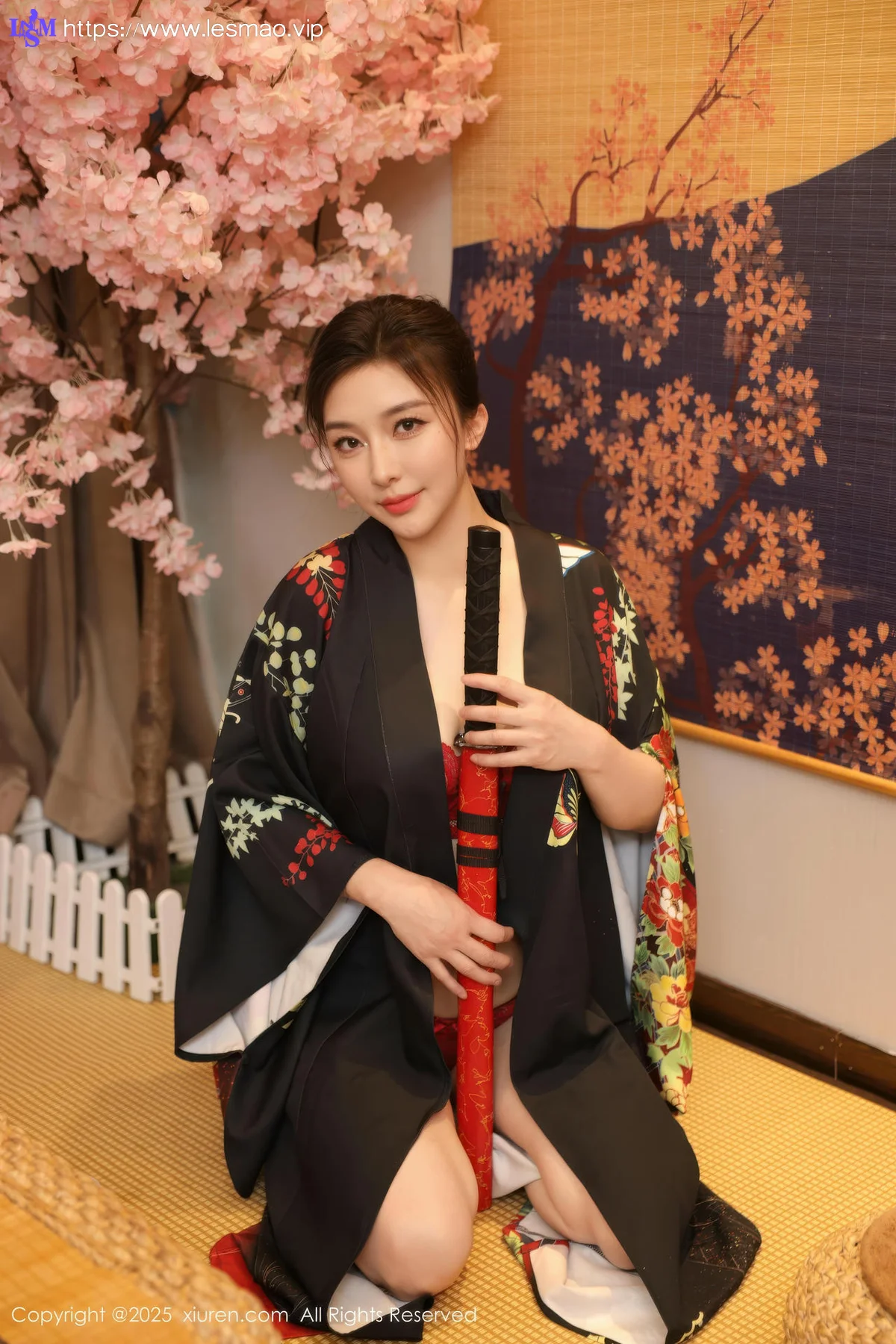 XiuRen 秀人 No.10627 苏一诺 黑色服饰身姿婀娜 - 1