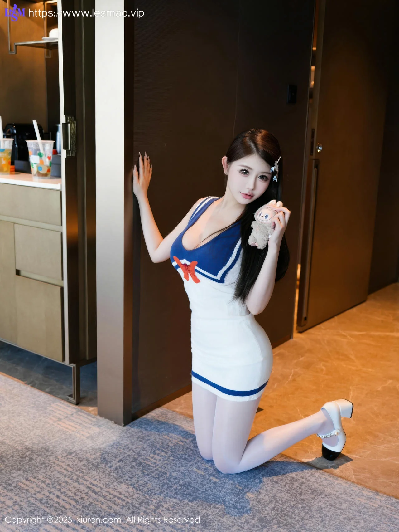 XiuRen 秀人 No.10628 甜妮 蓝白连衣短裙 - 13