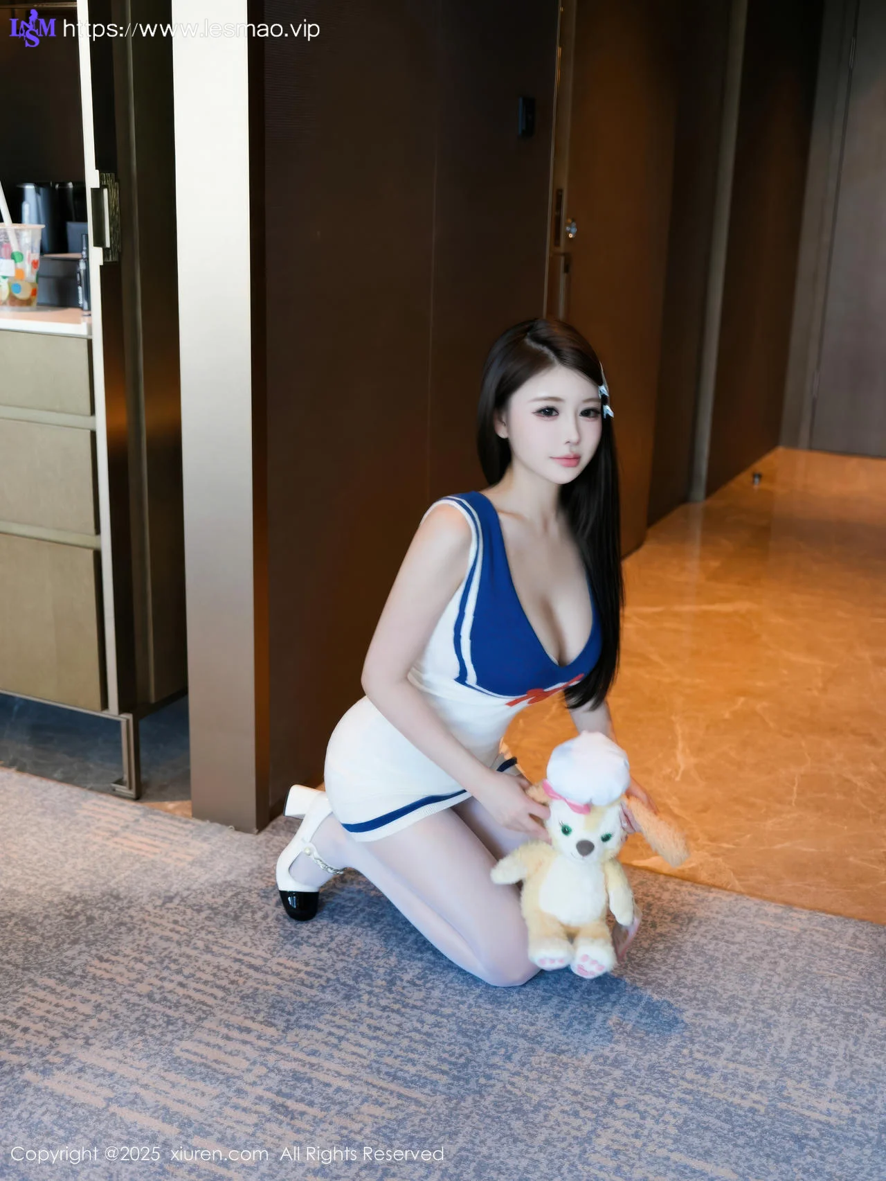 XiuRen 秀人 No.10628 甜妮 蓝白连衣短裙 - 19