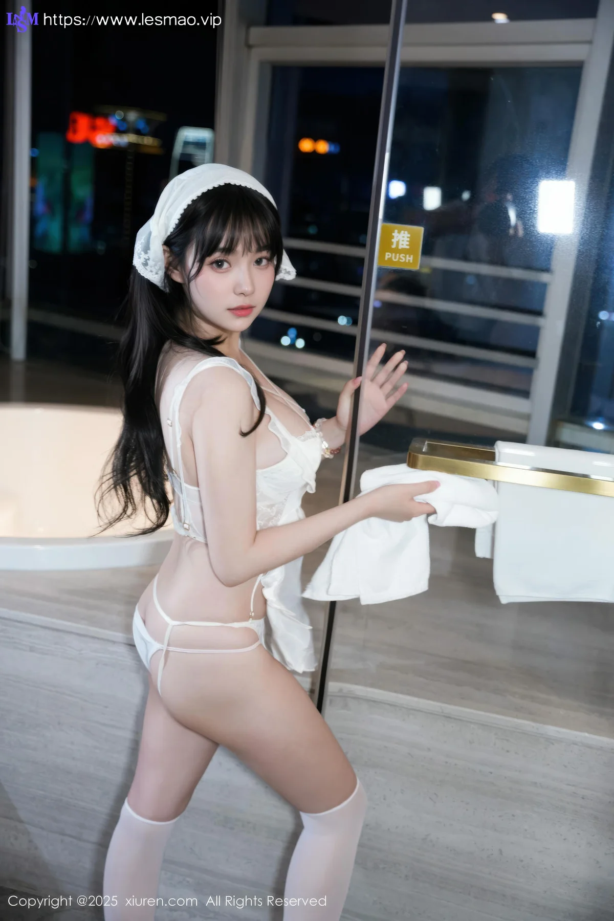 XiuRen 秀人 No.10631 软情 白色女仆装扮 - 11