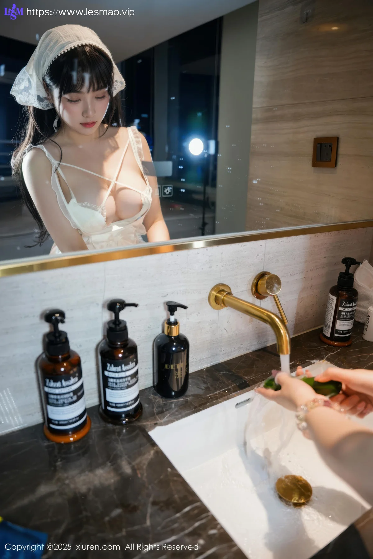 XiuRen 秀人 No.10631 软情 白色女仆装扮 - 23