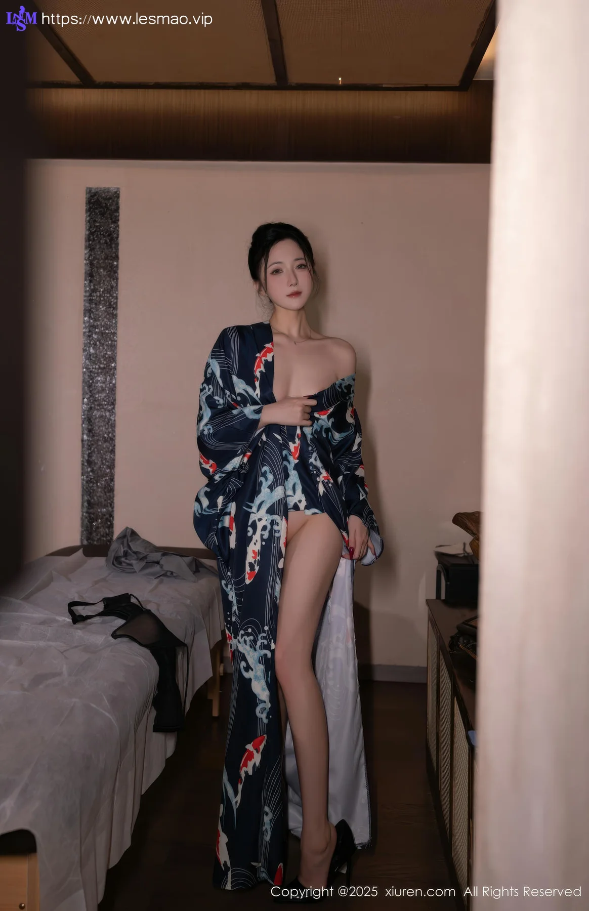 XiuRen 秀人 No.10635 鱼子酱Fish 灰色衬衫魅惑黑丝 - 61