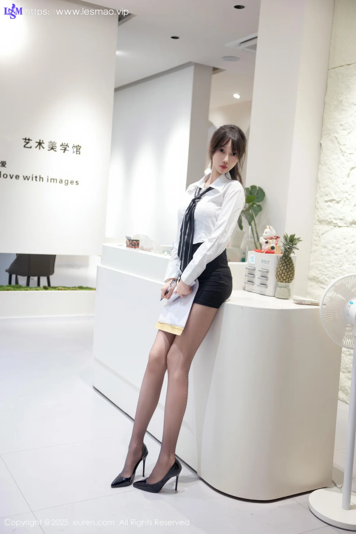XiuRen 秀人 No.10636 玥儿玥er 性感OL服饰 - 9