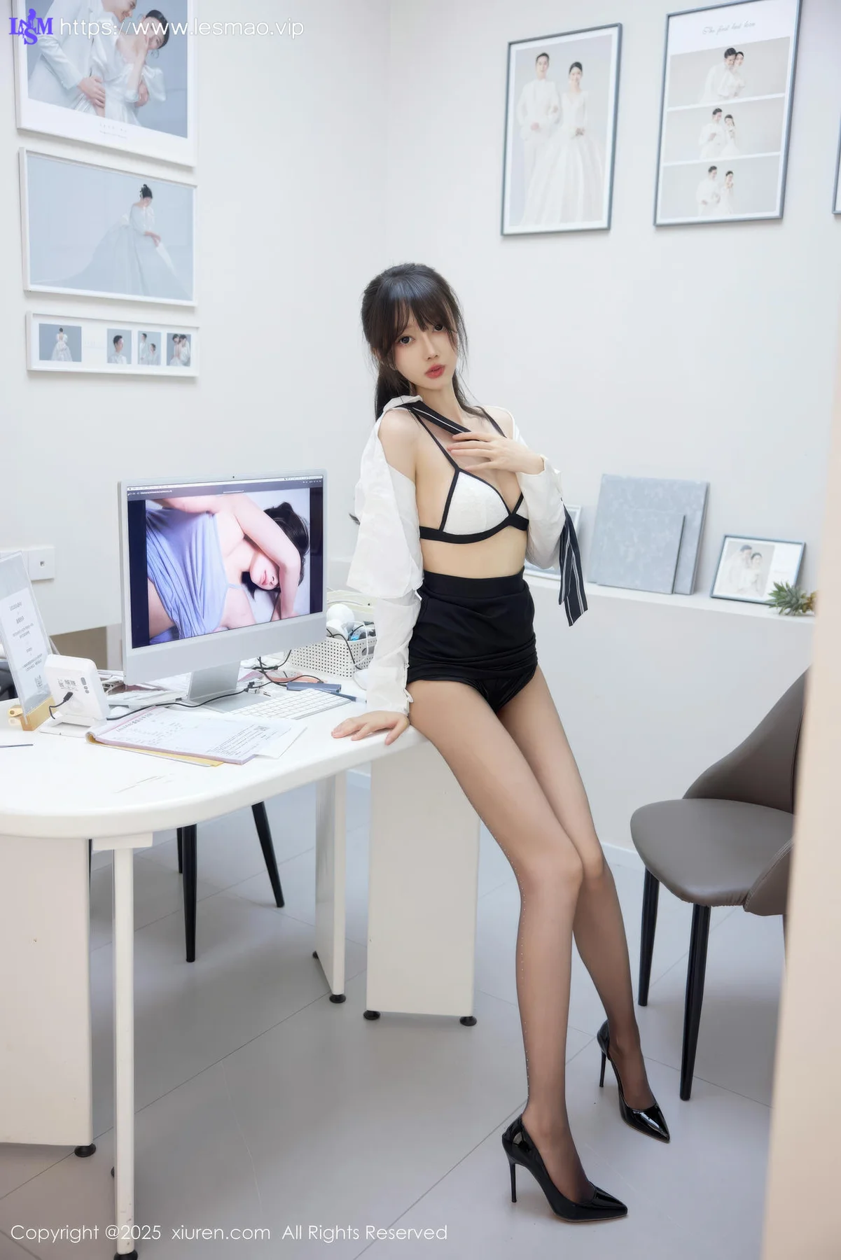XiuRen 秀人 No.10636 玥儿玥er 性感OL服饰 - 42