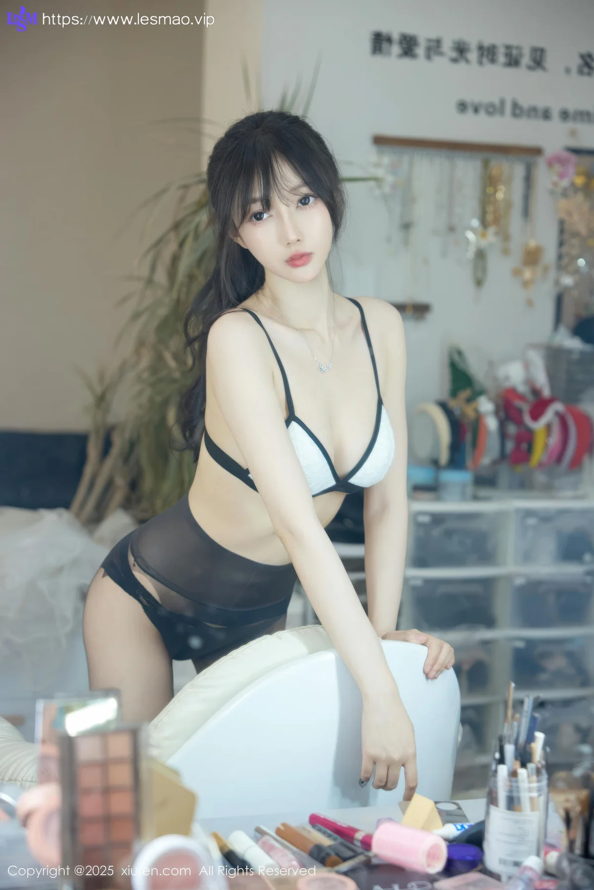 XiuRen 秀人 No.10636 玥儿玥er 性感OL服饰 - 53