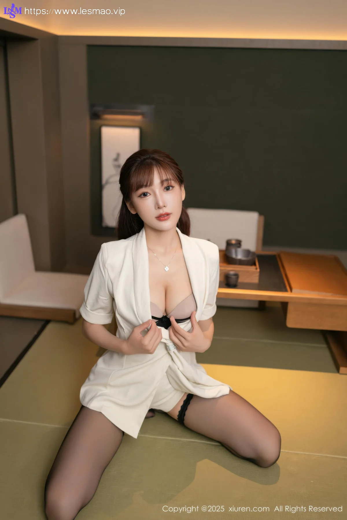 XiuRen 秀人 No.10650 陆萱萱 性感魅惑黑丝 - 13