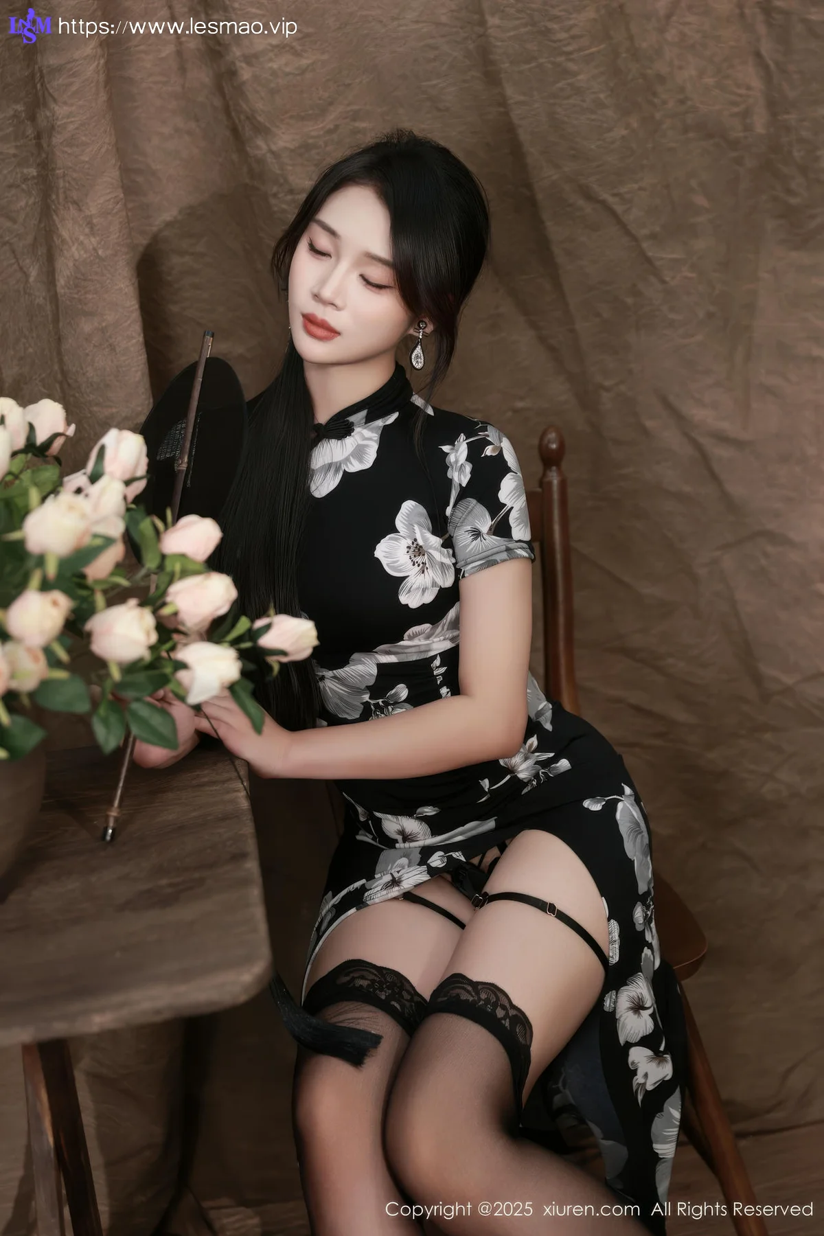 XiuRen 秀人 No.10655 南乔 黑色旗袍紫色情趣内衣 - 20