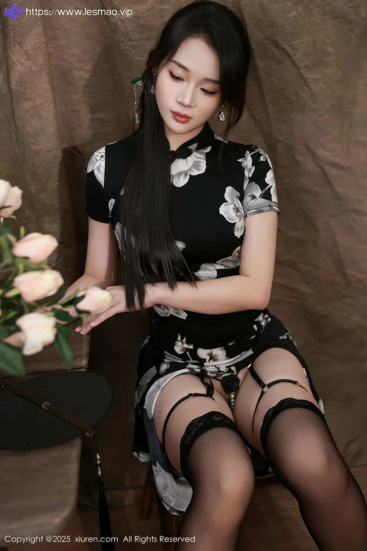XiuRen 秀人 No.10655 南乔 黑色旗袍紫色情趣内衣 - 25