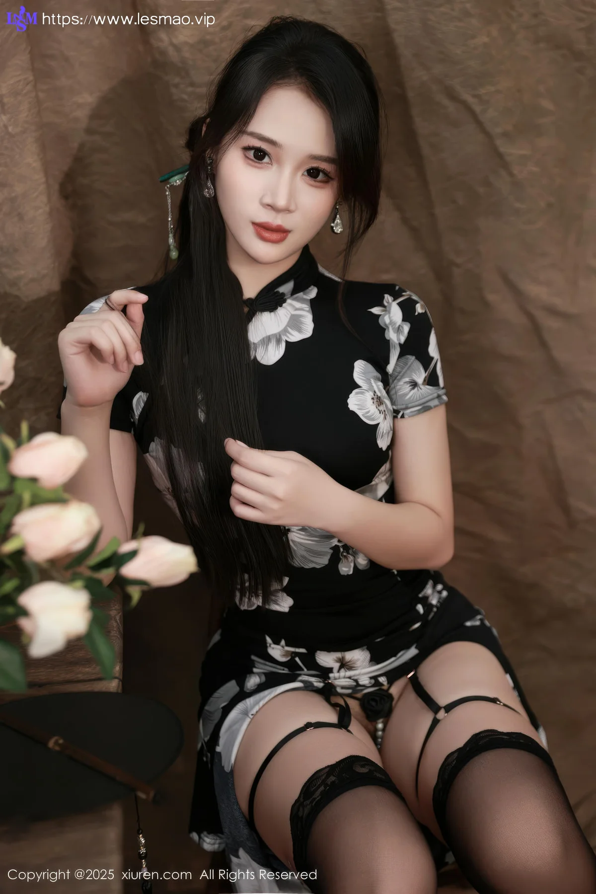 XiuRen 秀人 No.10655 南乔 黑色旗袍紫色情趣内衣 - 26